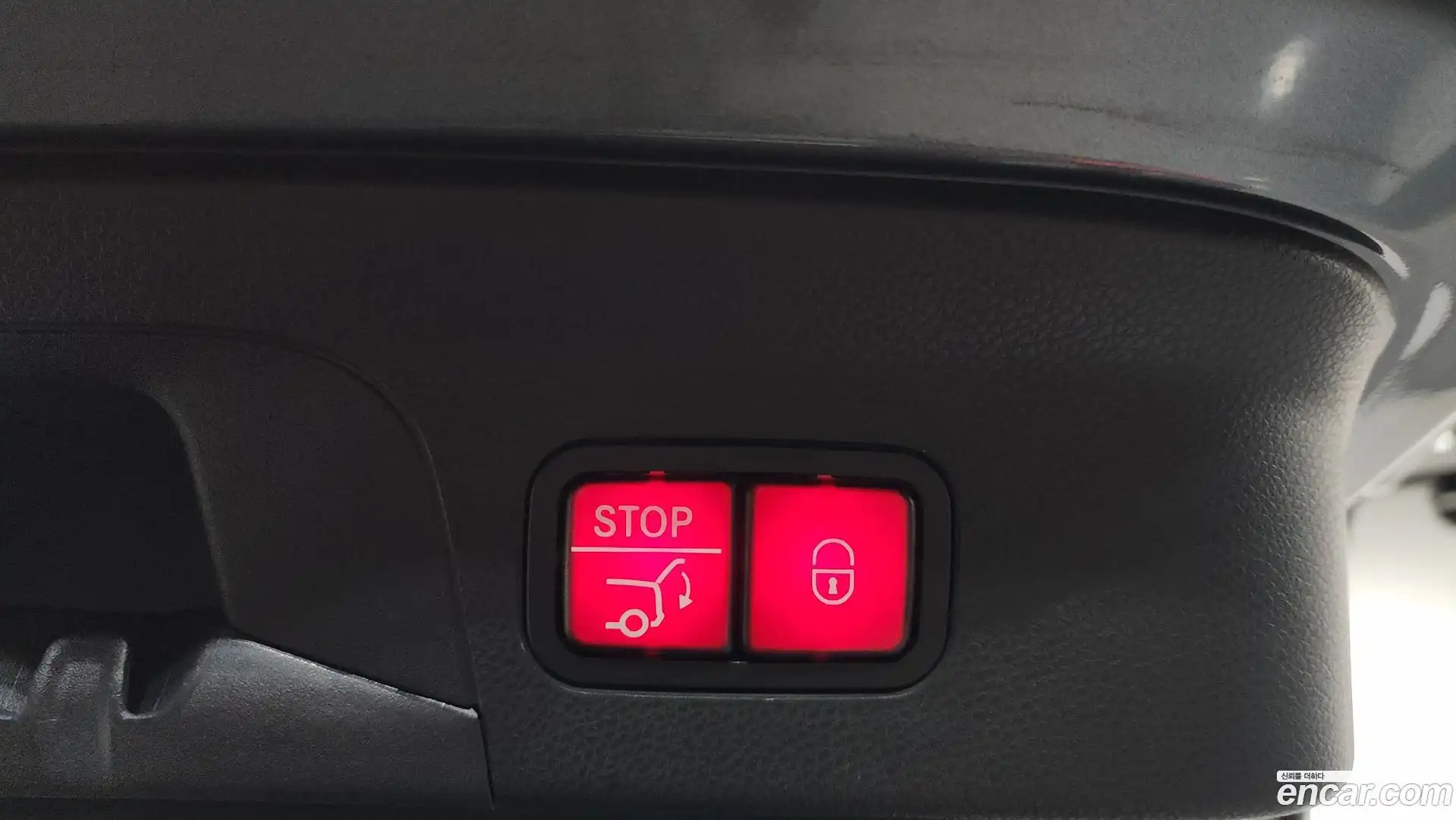 GLC-Class Mercedes-Benz 2020.1-OPTION-021