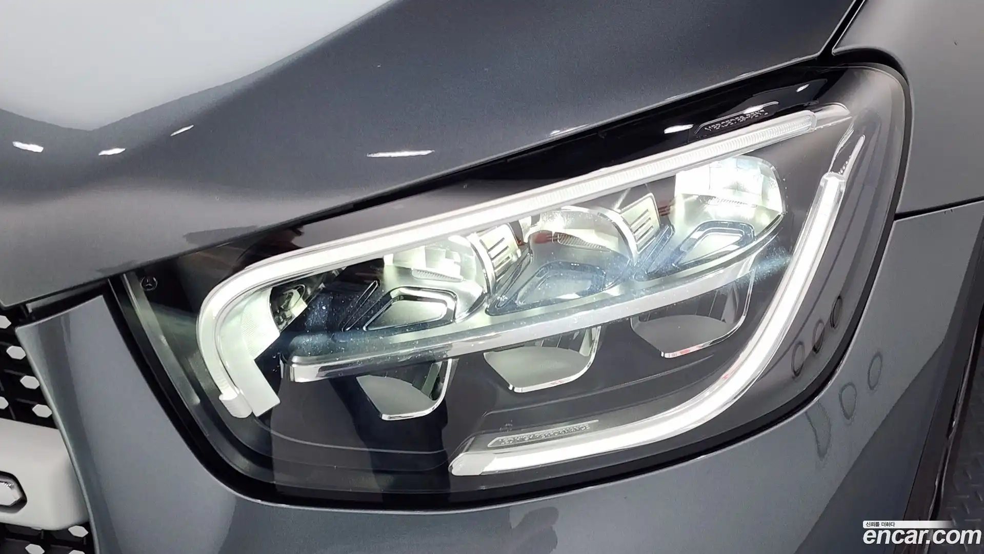 GLC-Class Mercedes-Benz 2020.1-OUTER-032