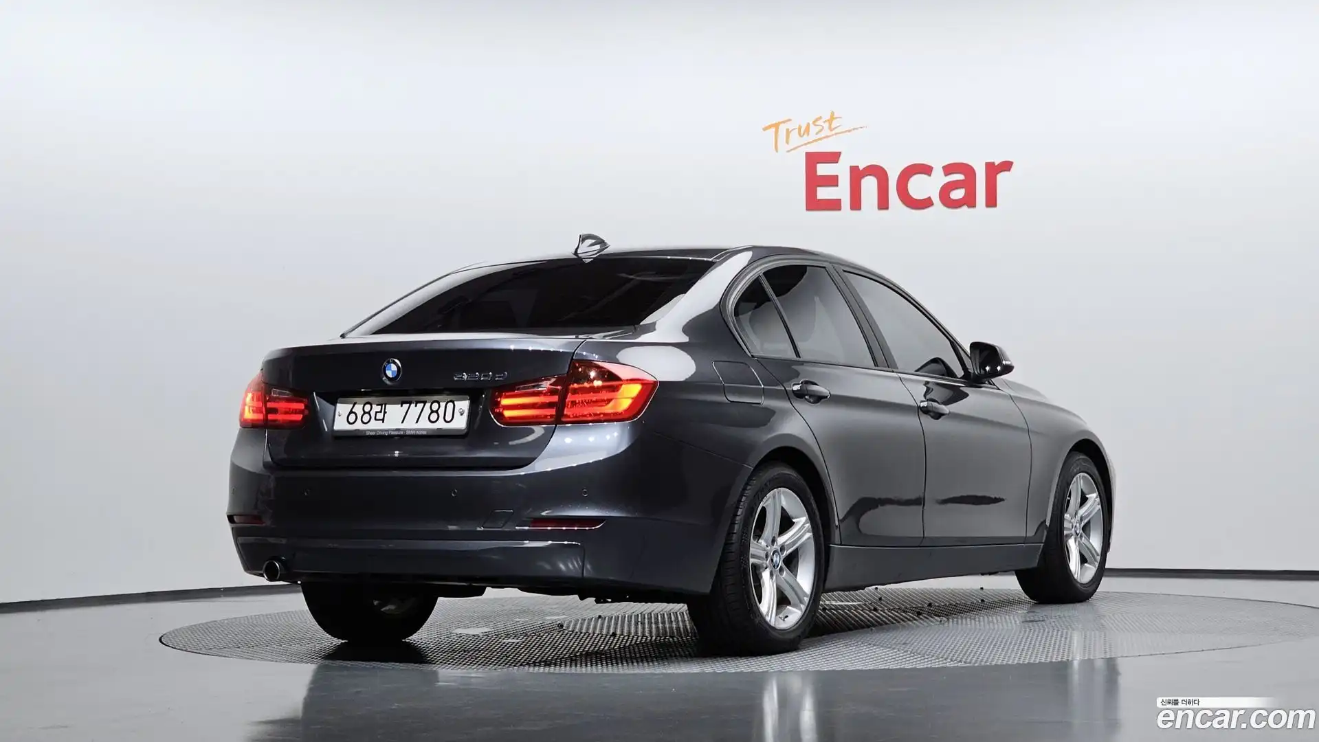 3-Series BMW 2014.9-OUTER-002