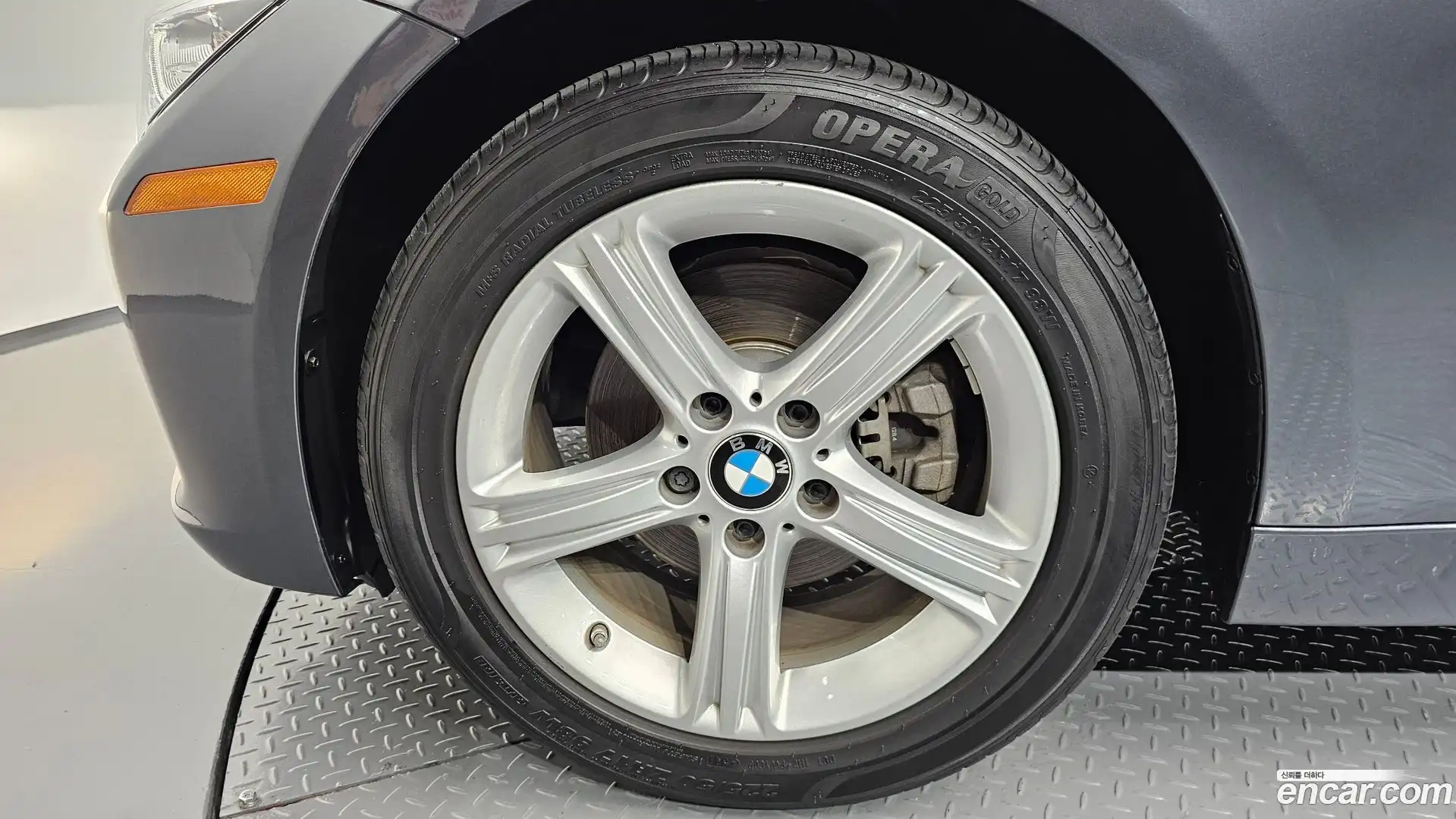 3-Series BMW 2014.9-OUTER-005