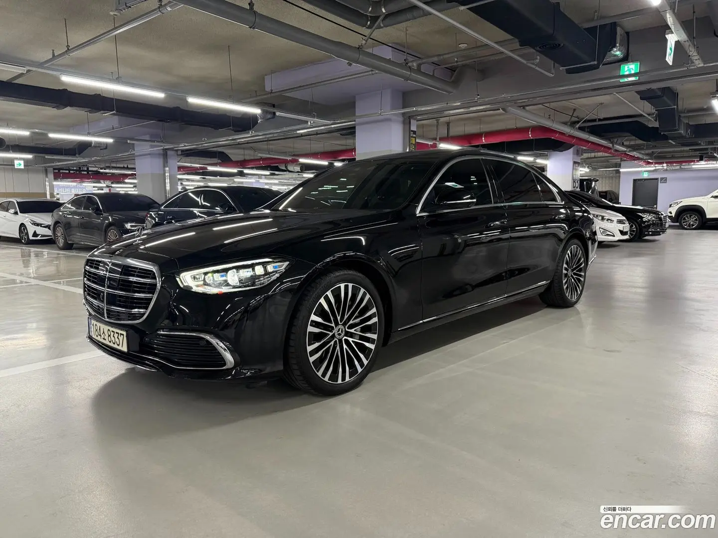 Main__Slider__Photo:S-Class Mercedes-Benz 2023.10-0