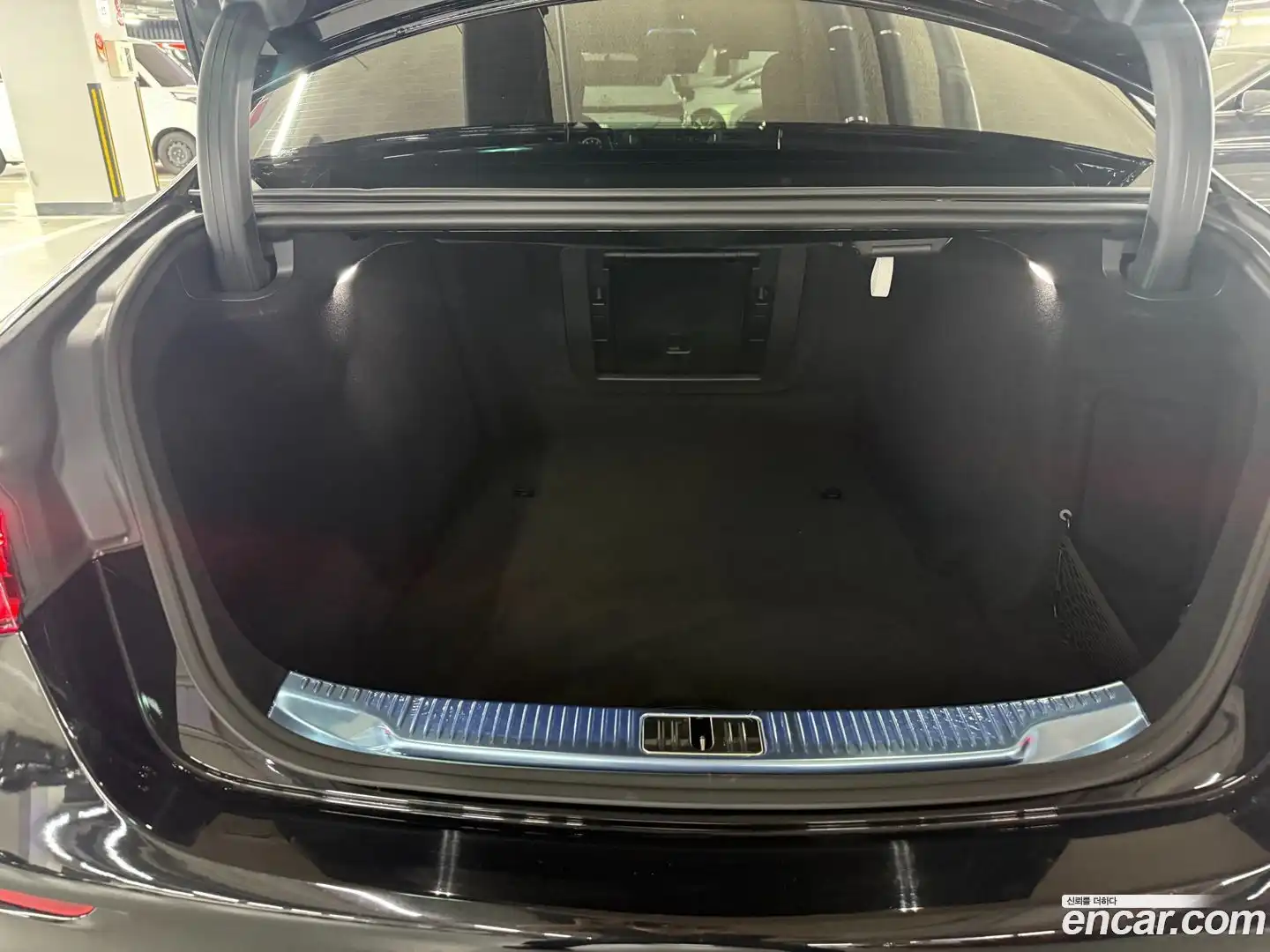 S-Class Mercedes-Benz 2023.10-OPTION-022