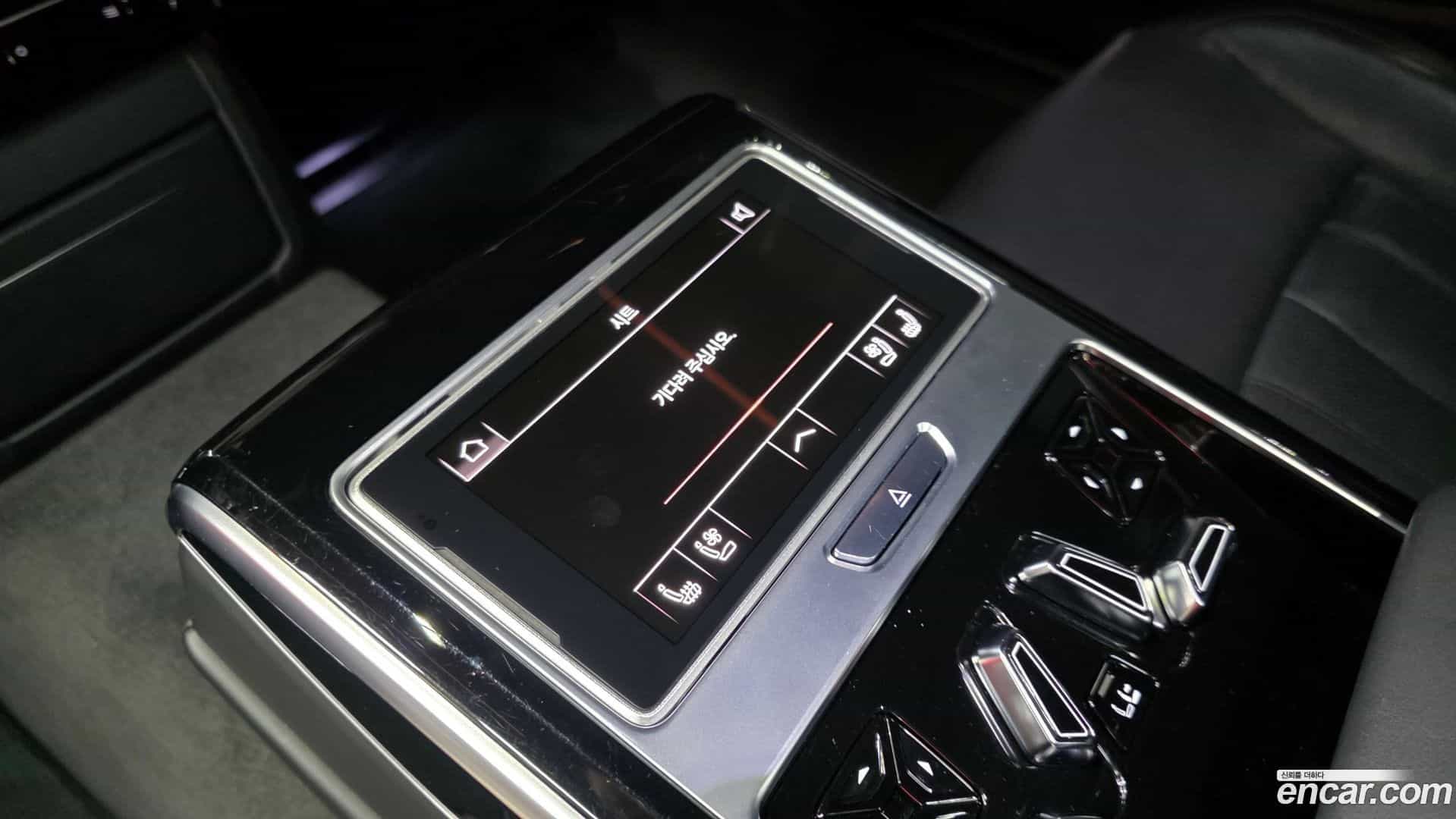 A8 Audi 2021.9-OPTION-021