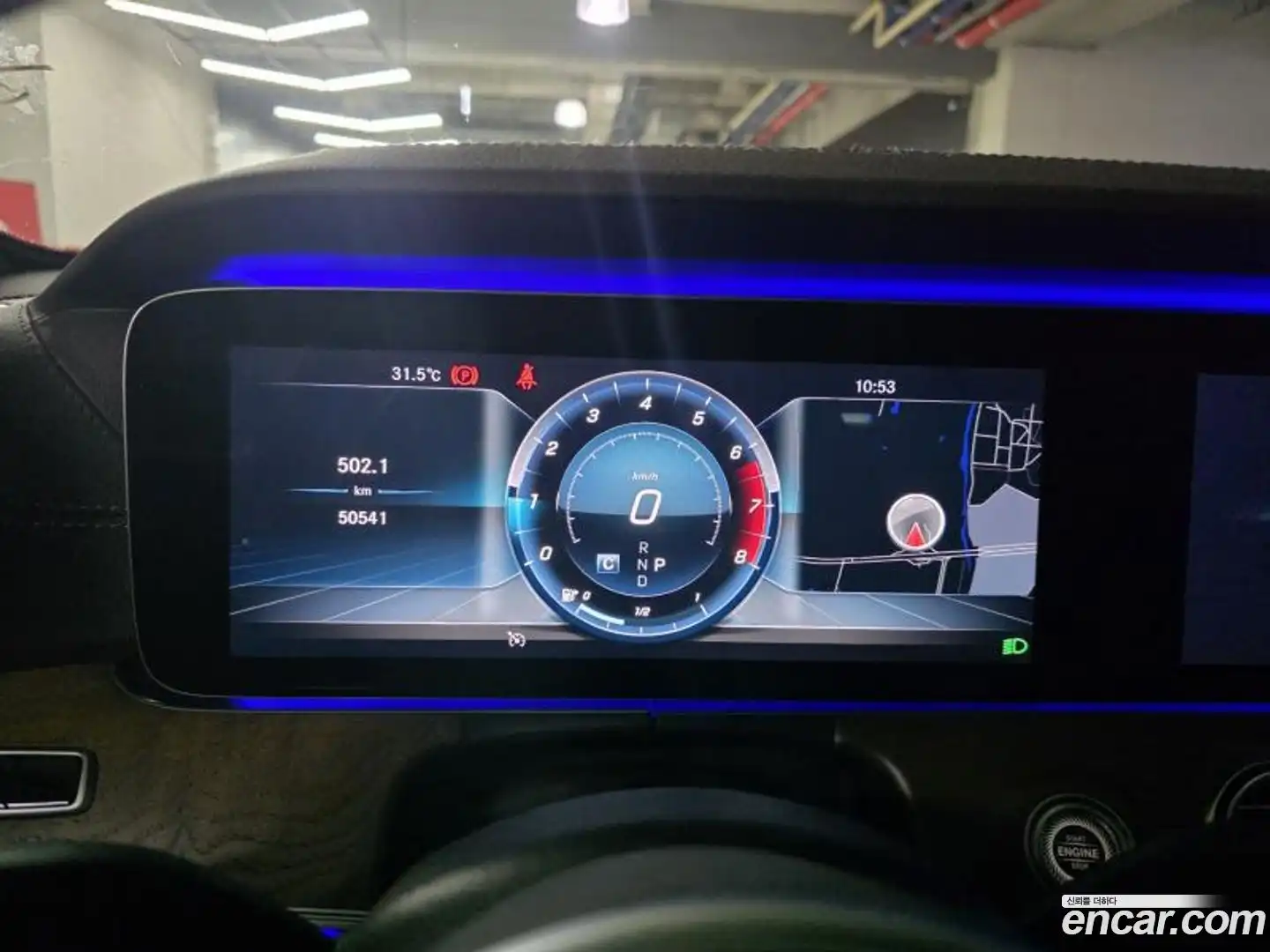 E-Class Mercedes-Benz 2019.0-INNER-009