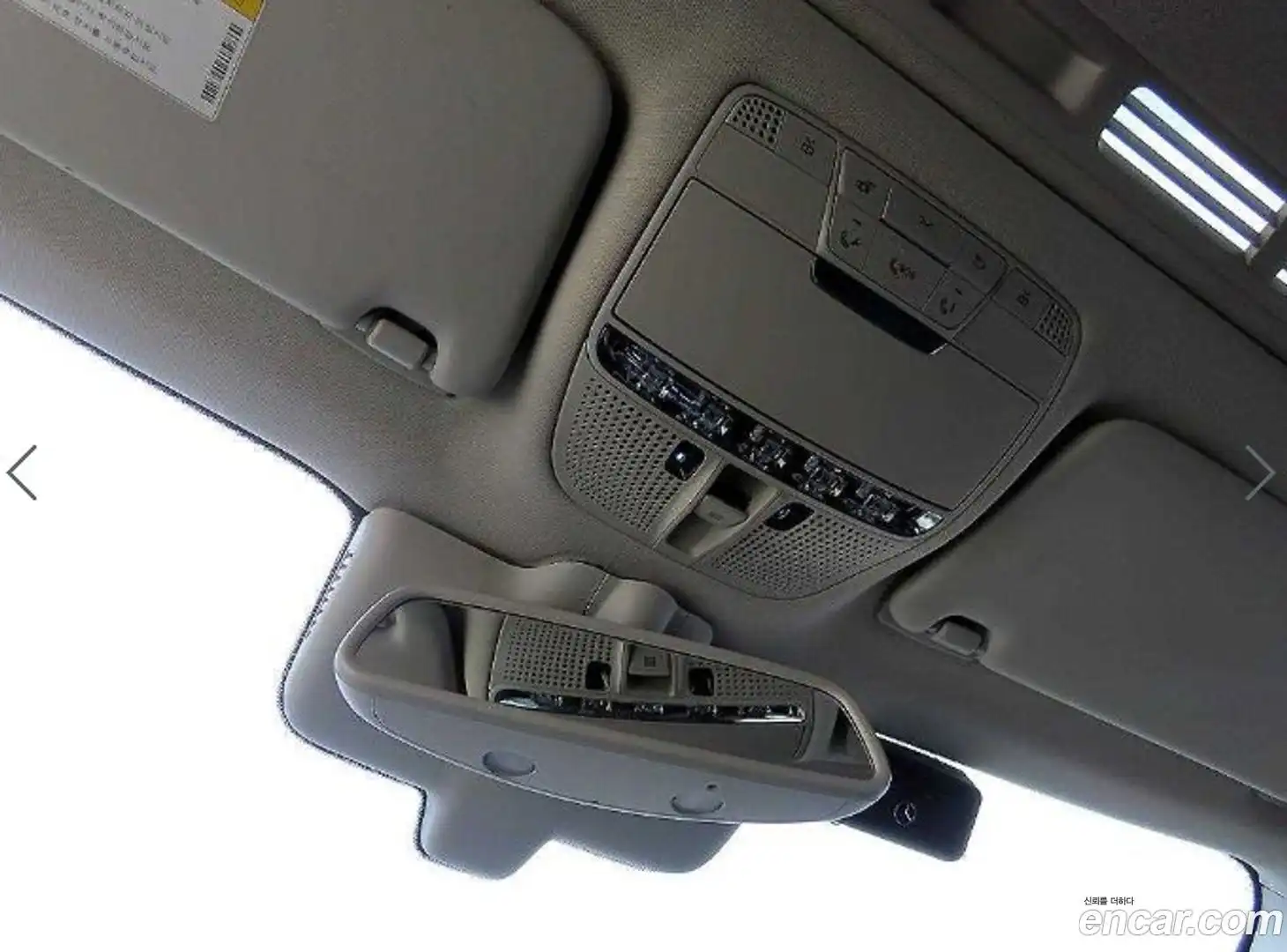 GLC-Class Mercedes-Benz 2017.10-OPTION-019