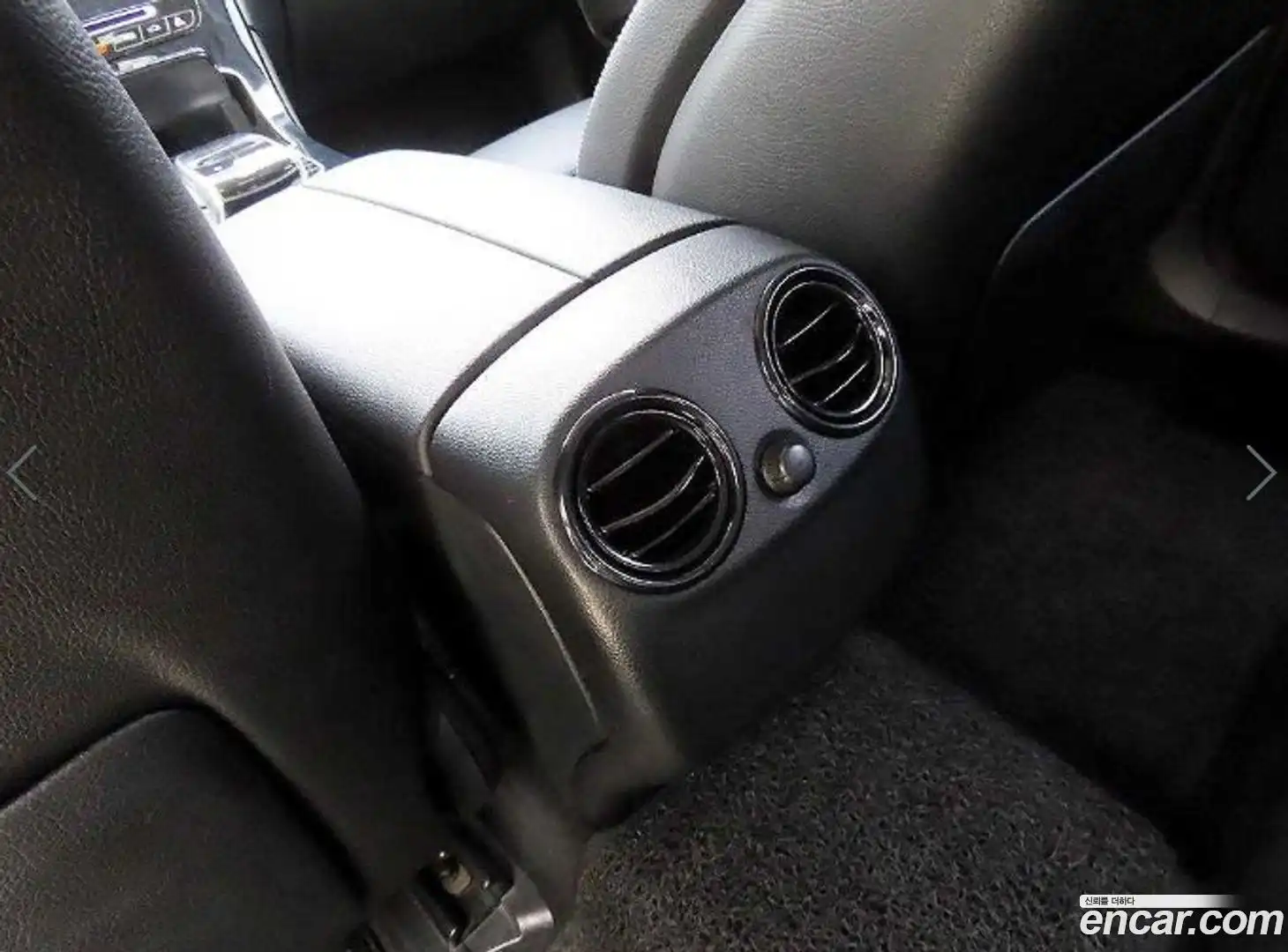 GLC-Class Mercedes-Benz 2017.10-OPTION-020