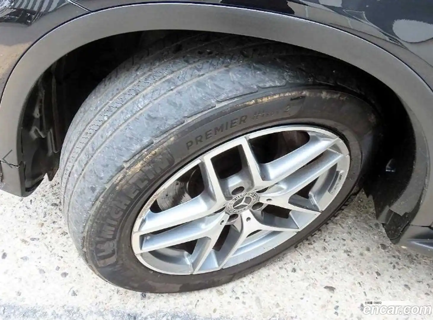 GLC-Class Mercedes-Benz 2017.10-OPTION-024