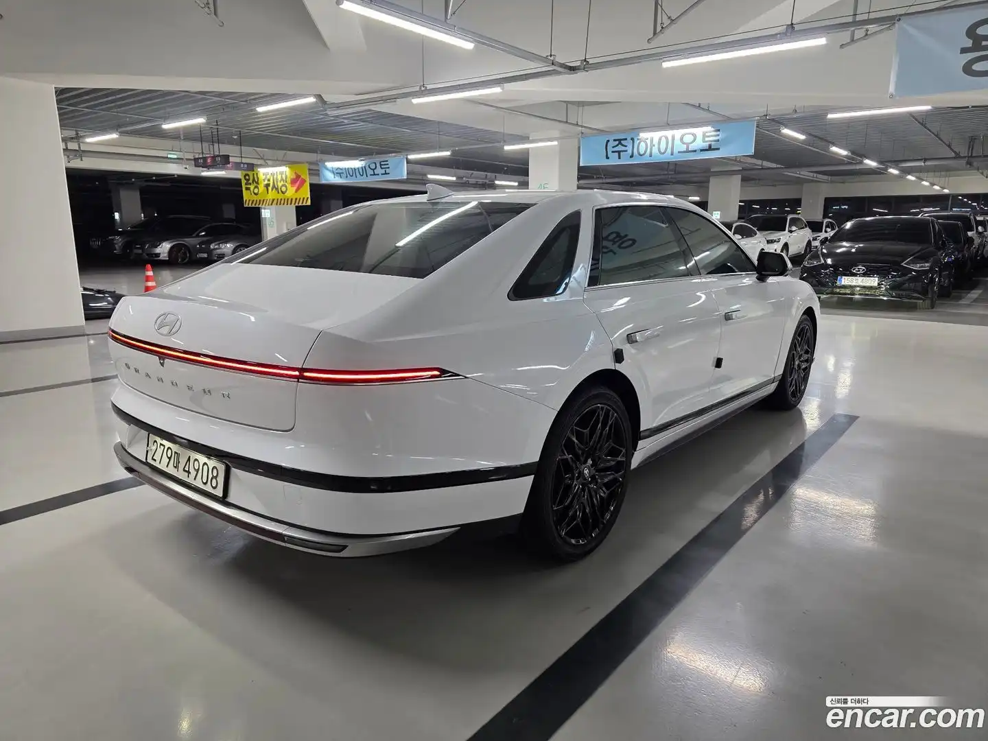 Grandeur Hyundai 2024.10-OUTER-003
