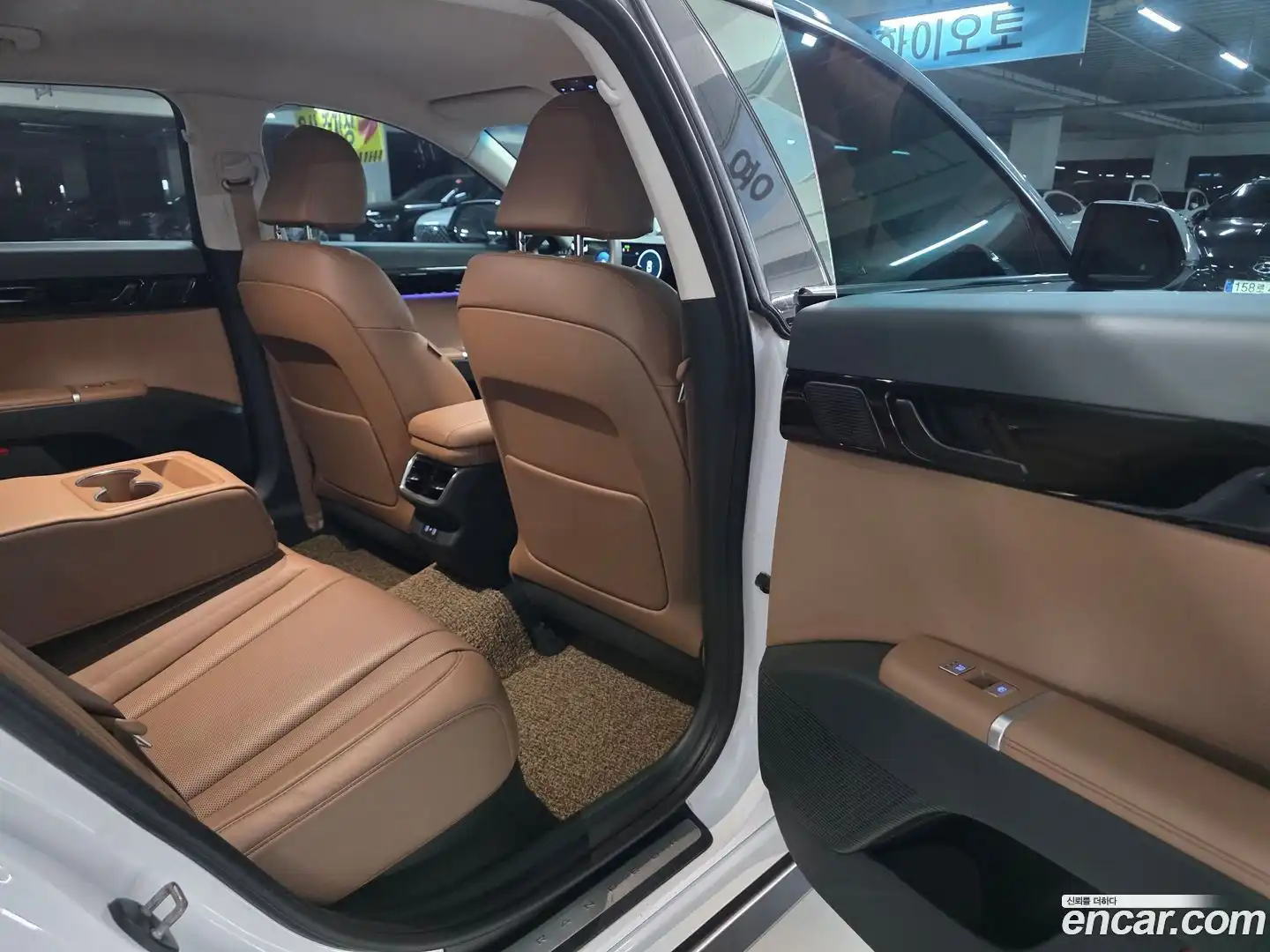 Grandeur Hyundai 2024.10-INNER-007