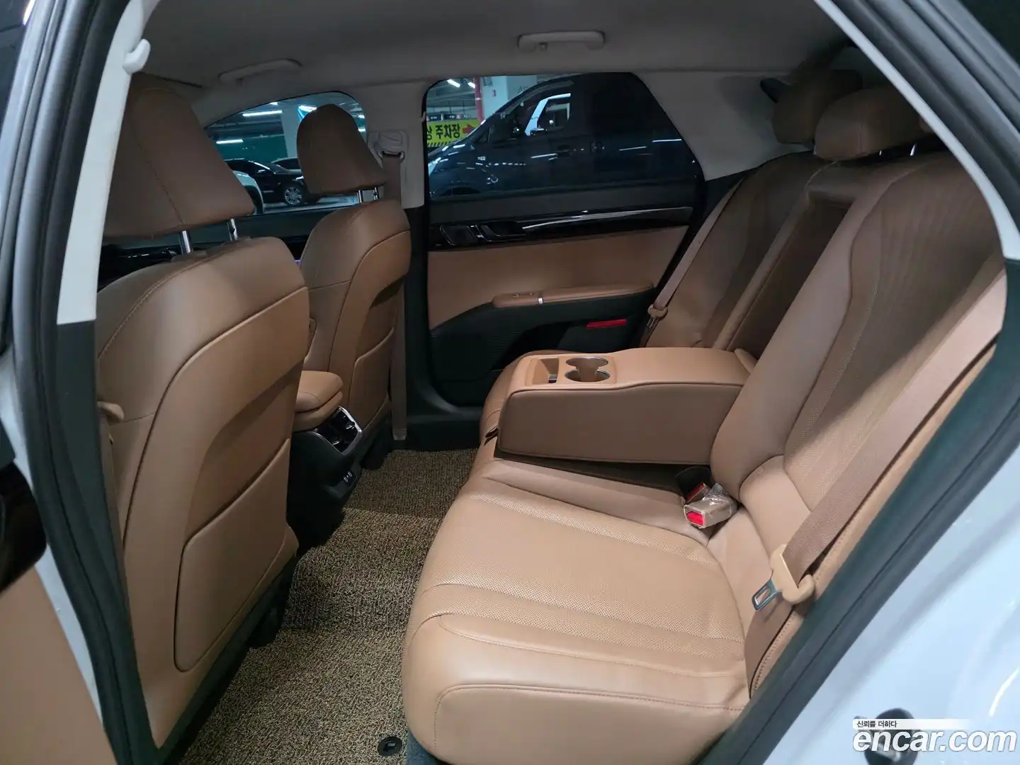 Grandeur Hyundai 2024.10-INNER-009