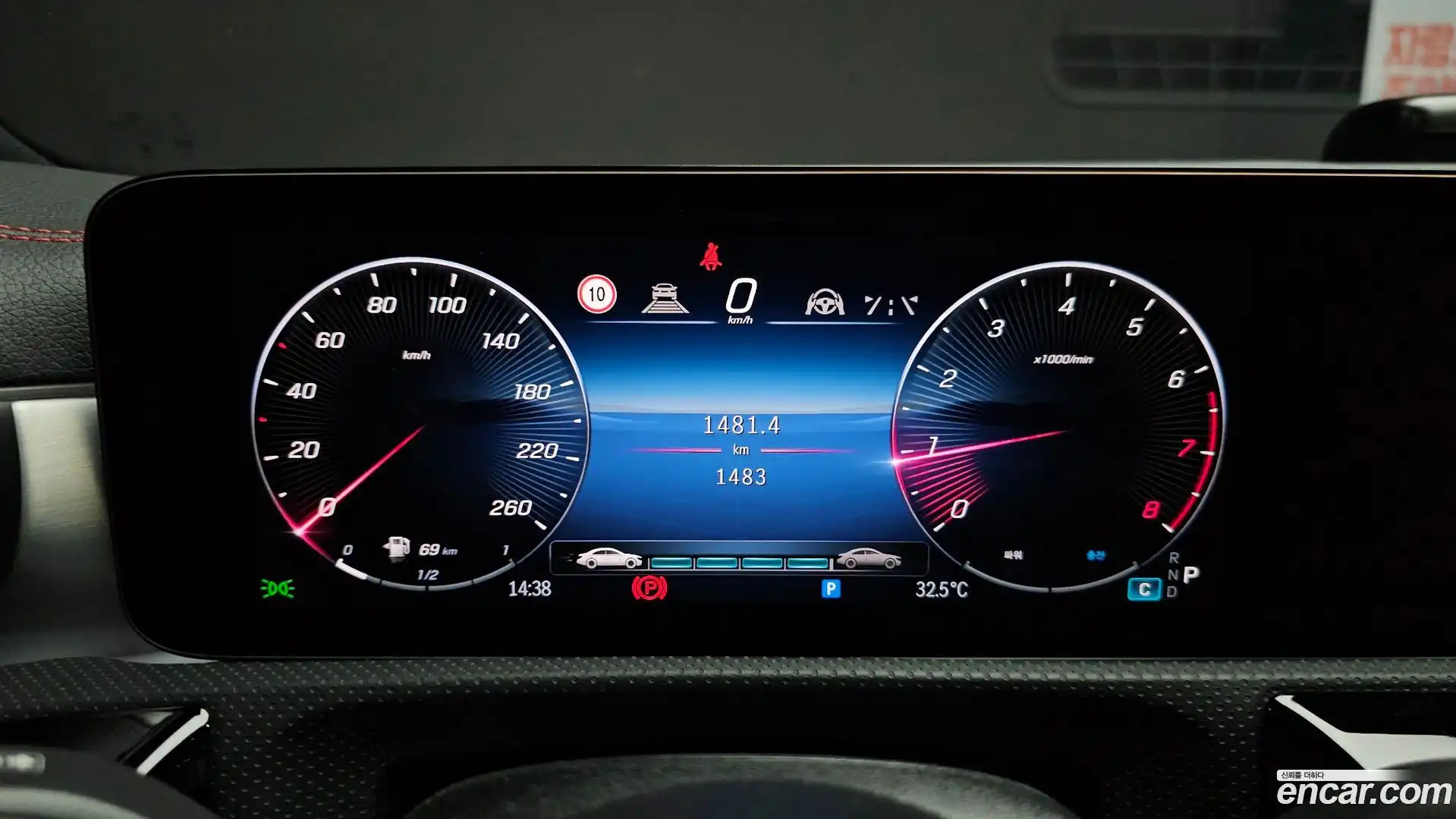 CLA-Class Mercedes-Benz 2024.3-INNER-008