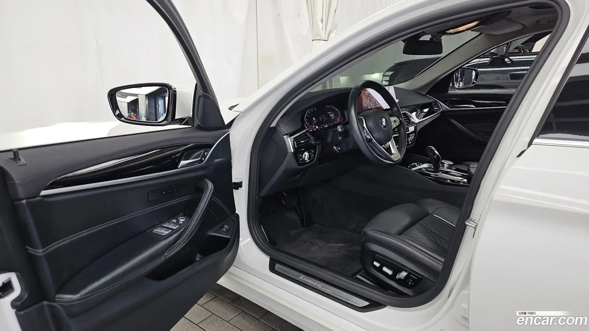 5-Series BMW 2020.5-INNER-010