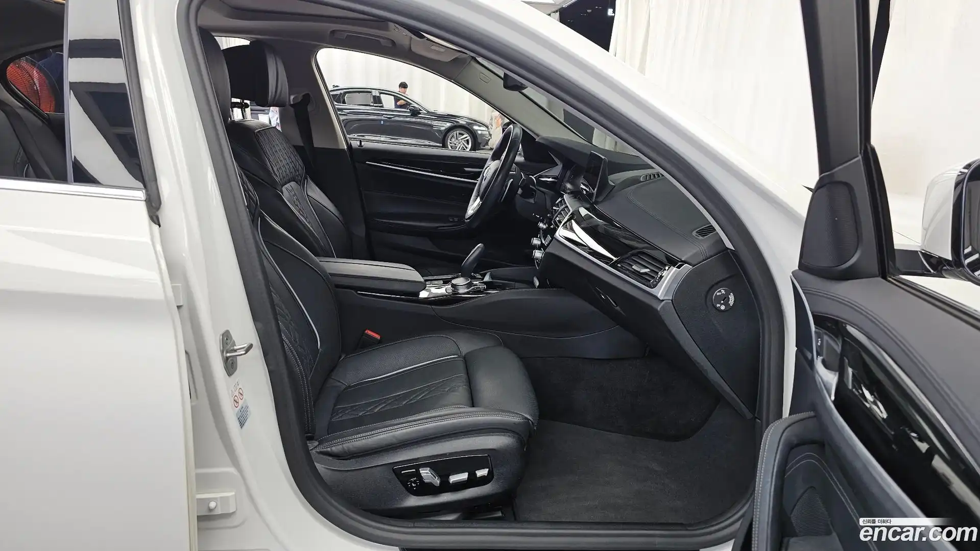5-Series BMW 2020.5-OPTION-015
