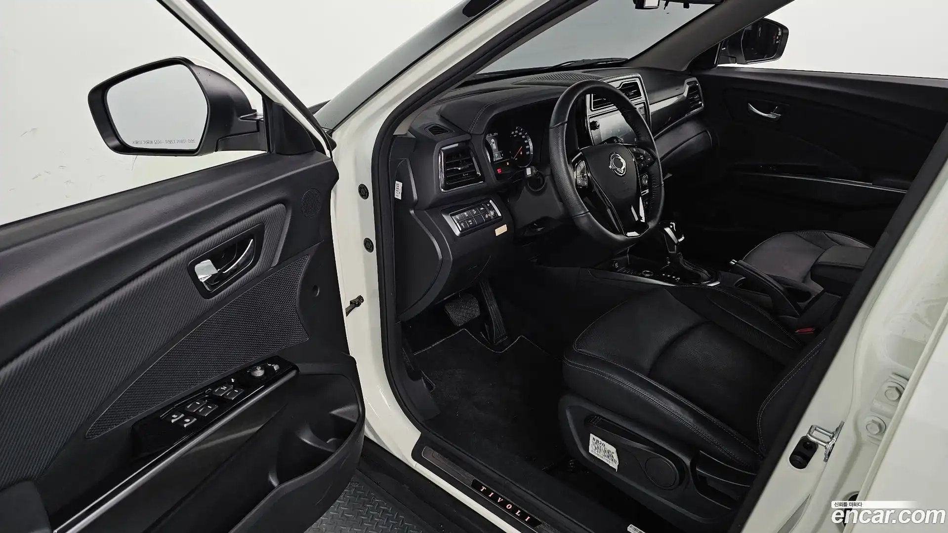 TIBOLI KG Mobility 2020.5-INNER-010