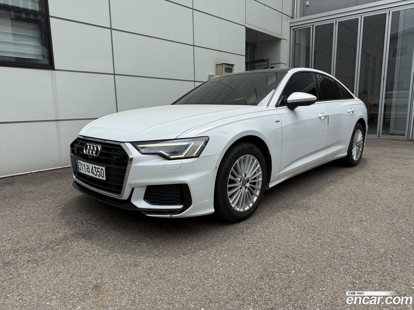 Main__Slider__Photo:A6 Audi 2021.0-0