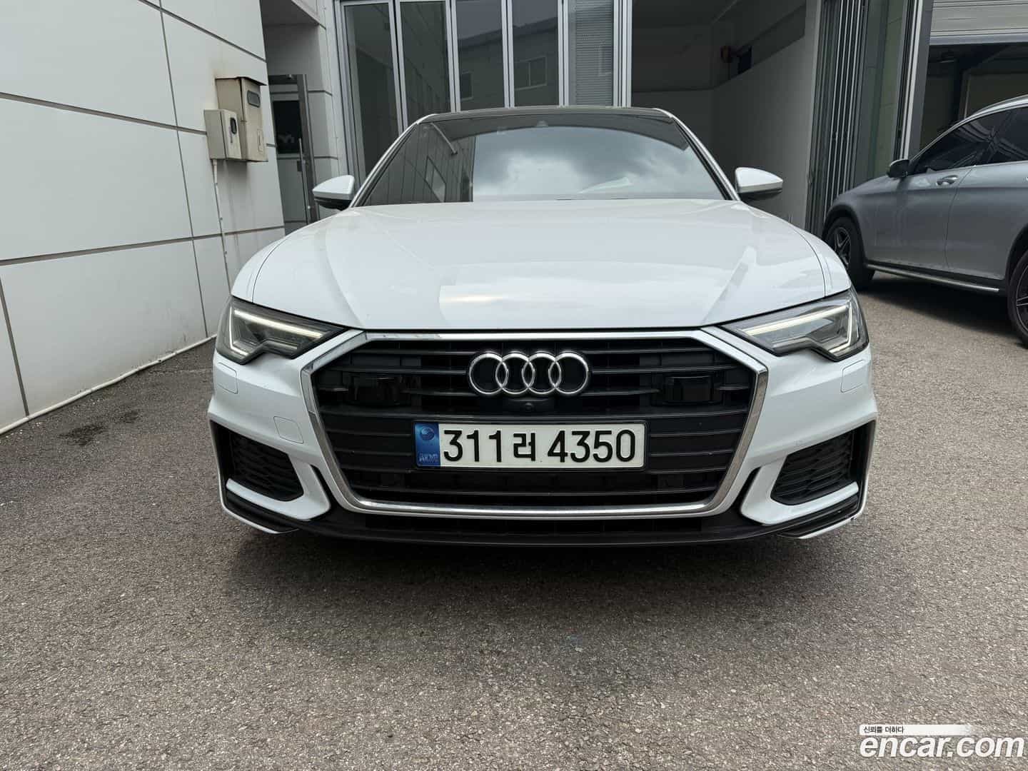 A6 Audi 2021.0-OUTER-003
