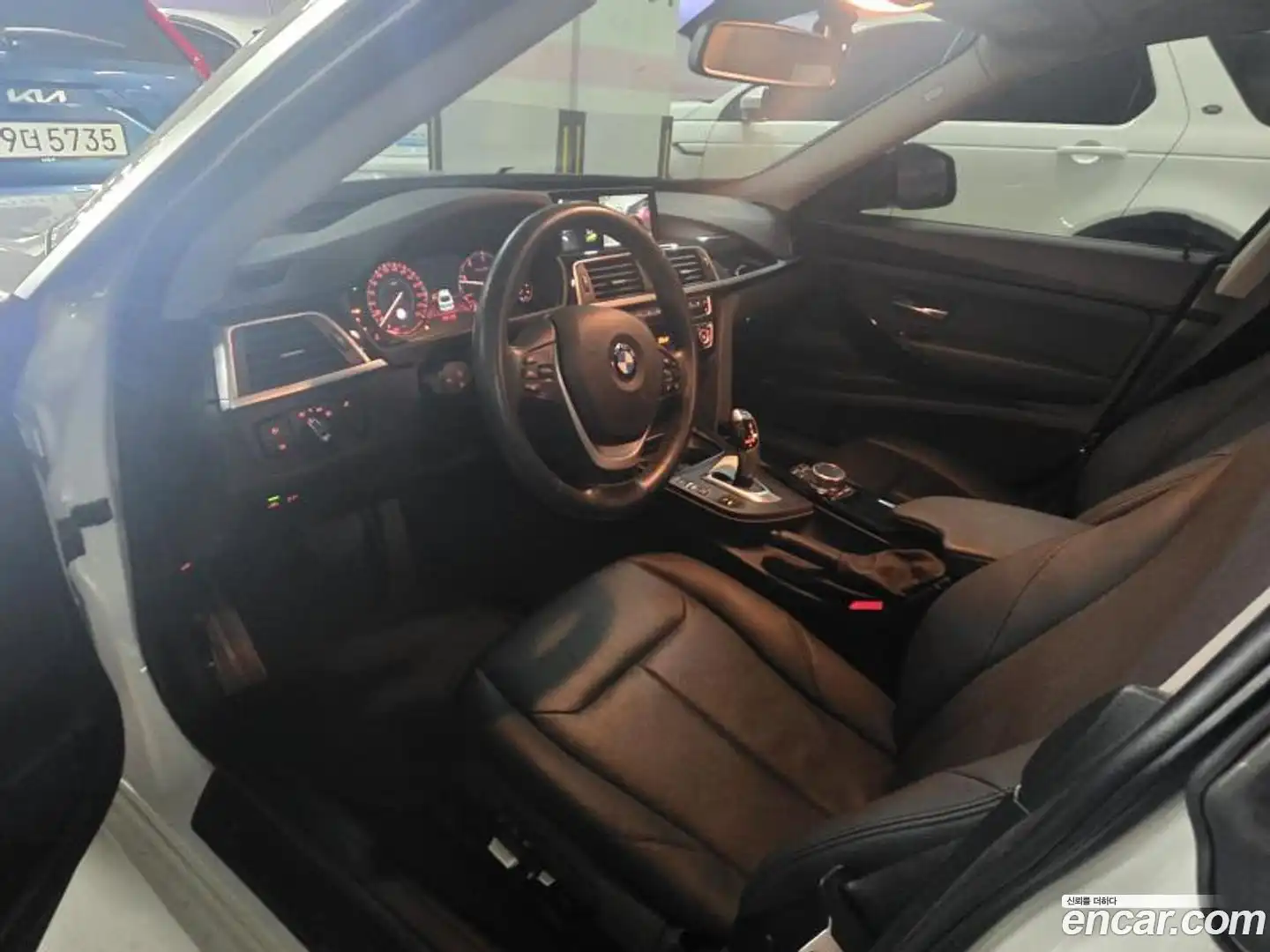 Gran Turismo BMW 2019.11-INNER-007