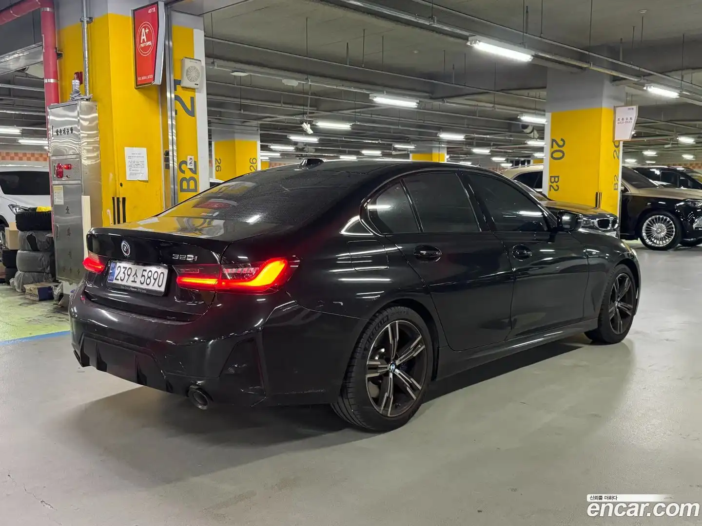 3-Series BMW 2024.8-OUTER-005