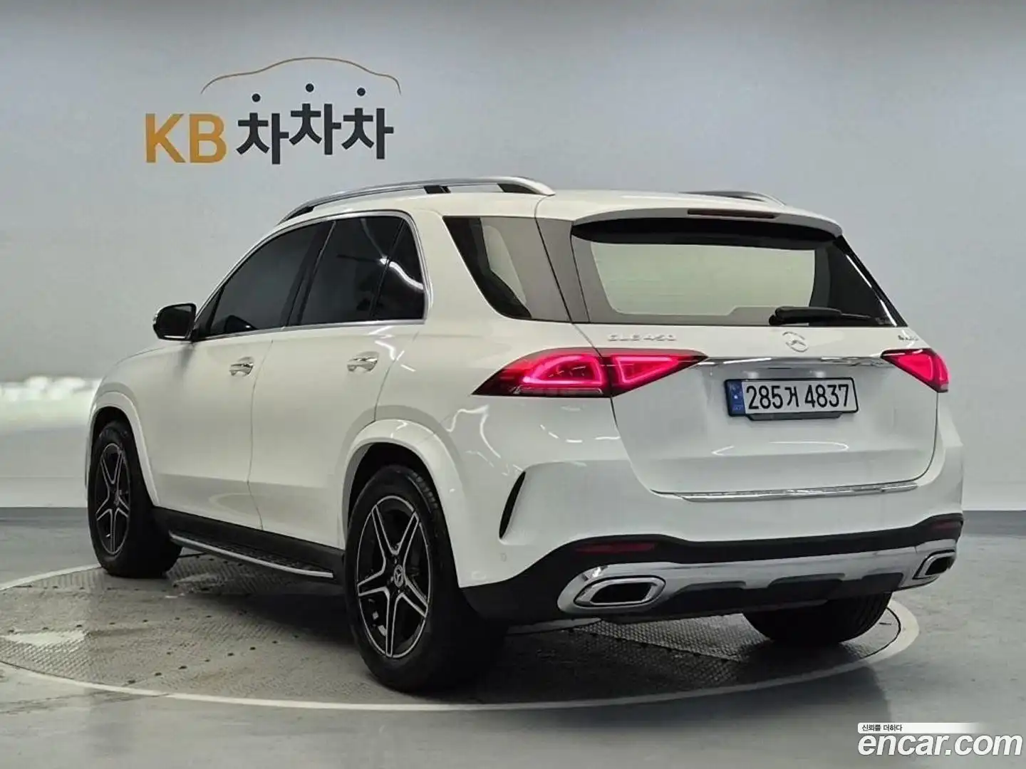 GLE-Class Mercedes-Benz 2021.3-OUTER-002