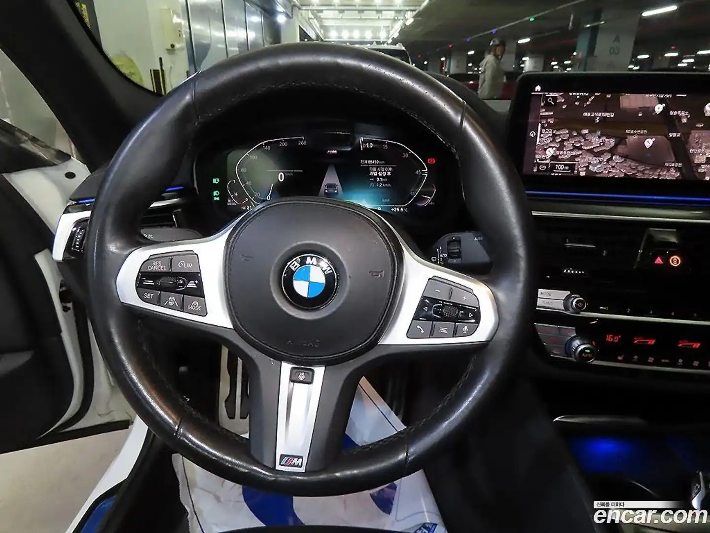 5-Series BMW 2021.4-INNER-008