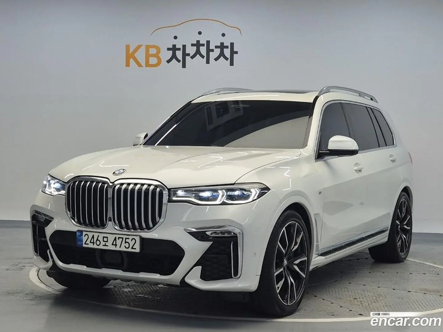 Main__Slider__Photo:X7 BMW 2021.4-0