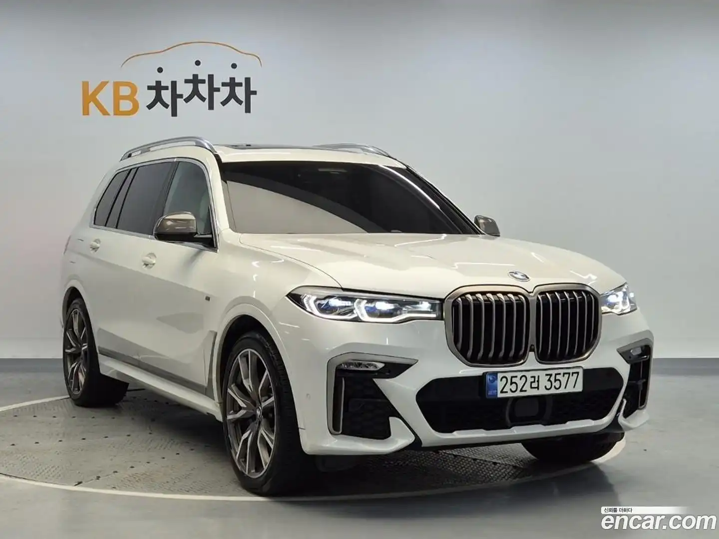X7 BMW 2021.4-OUTER-003