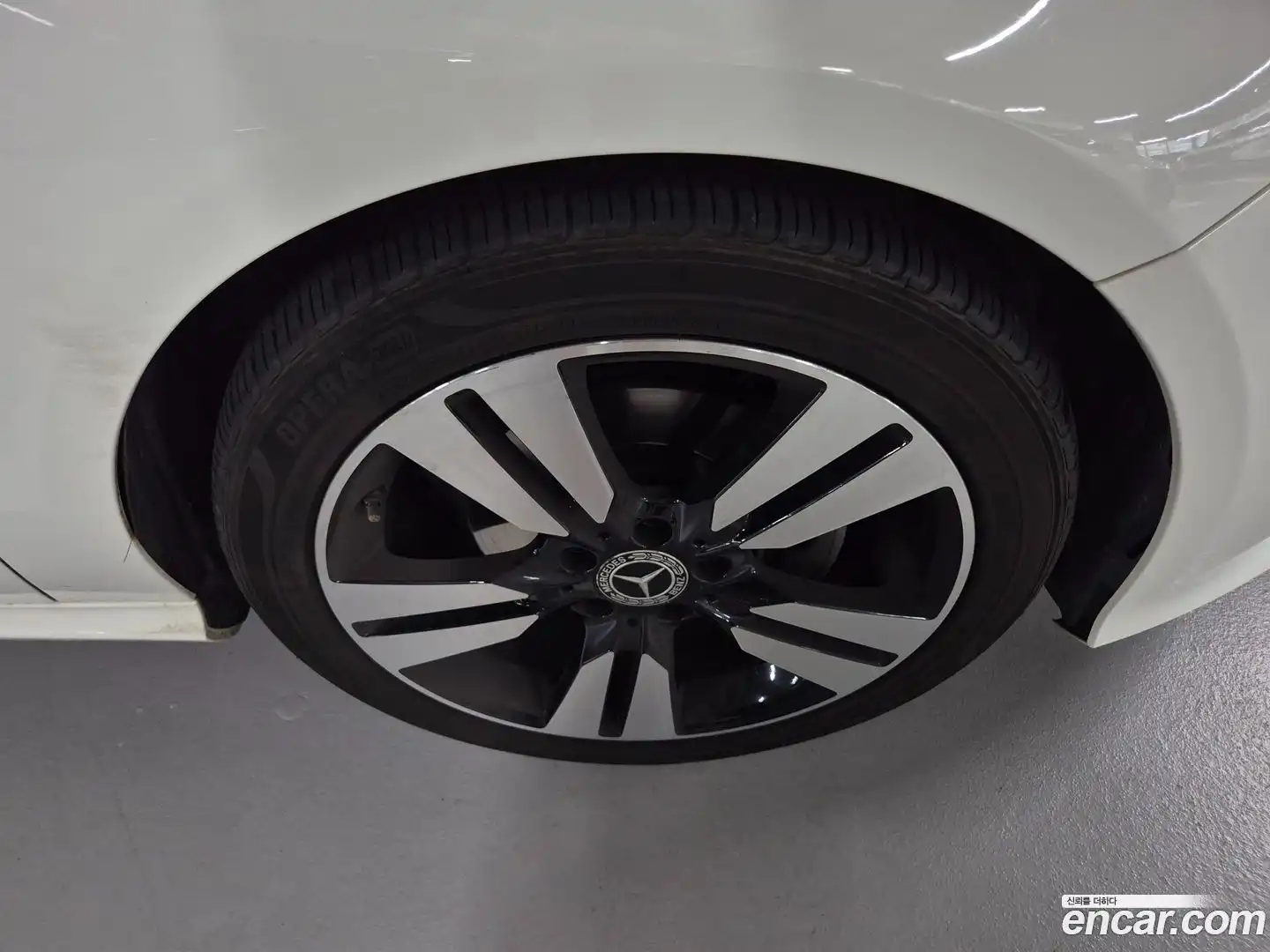 A-Class Mercedes-Benz 2018.3-OPTION-021