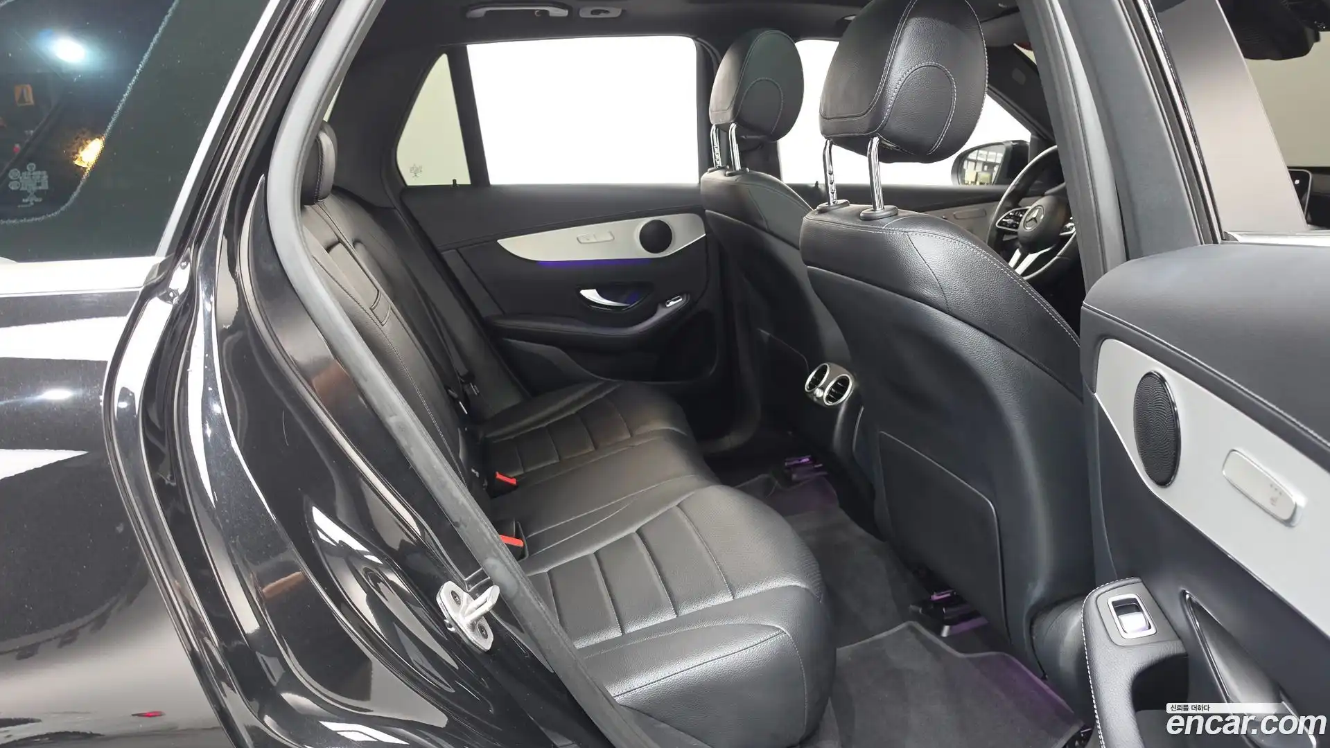 GLC-Class Mercedes-Benz 2021.5-OPTION-015