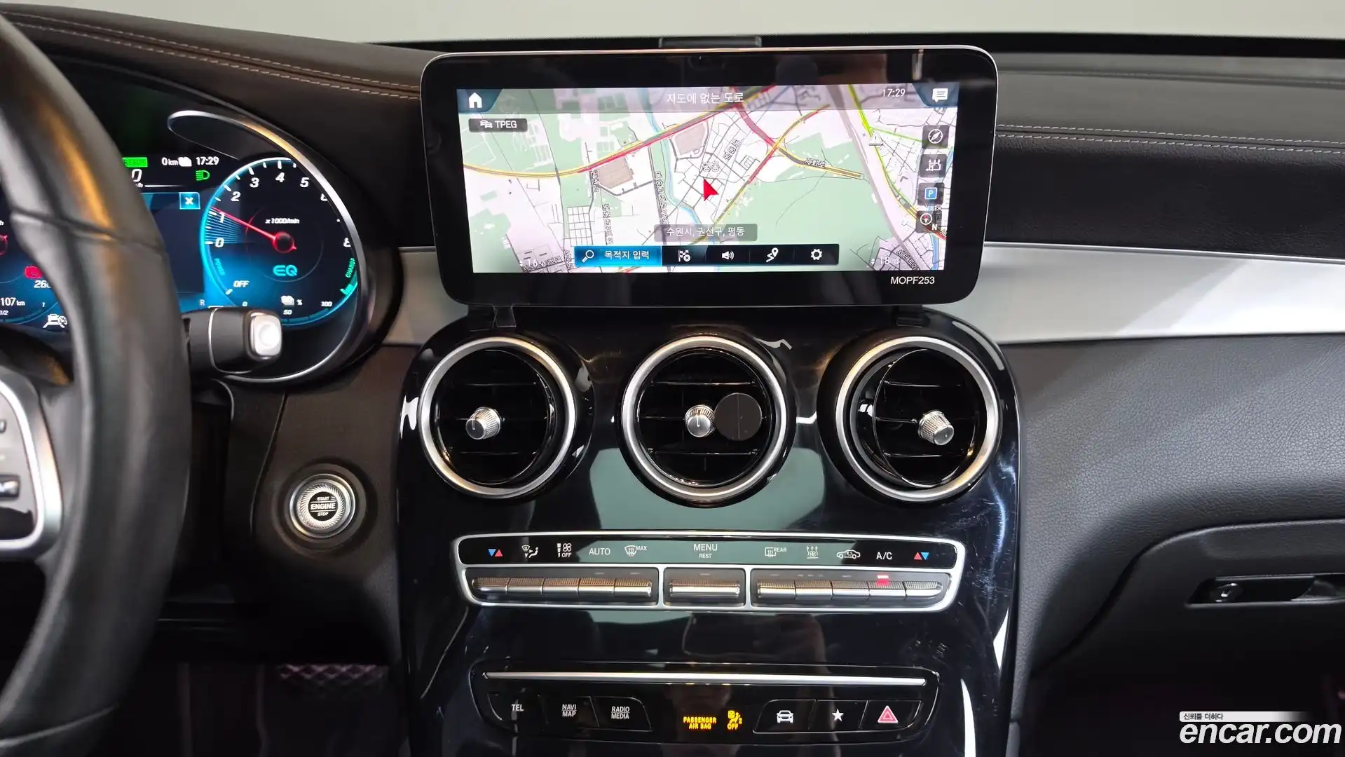 GLC-Class Mercedes-Benz 2021.5-OPTION-017