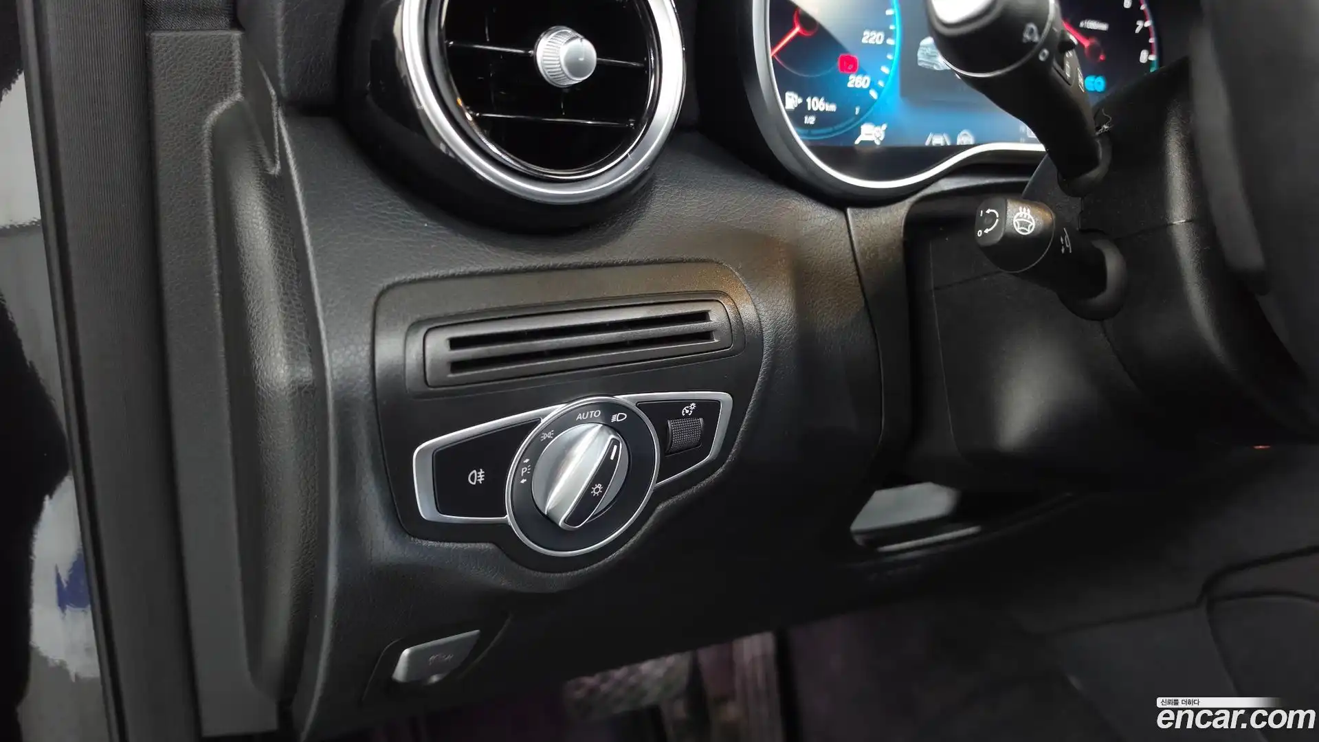 GLC-Class Mercedes-Benz 2021.5-OPTION-042