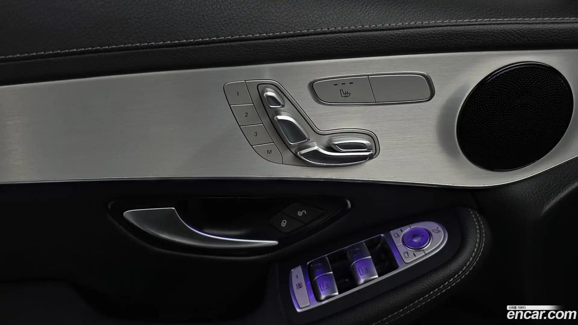 GLC-Class Mercedes-Benz 2021.5-OPTION-047