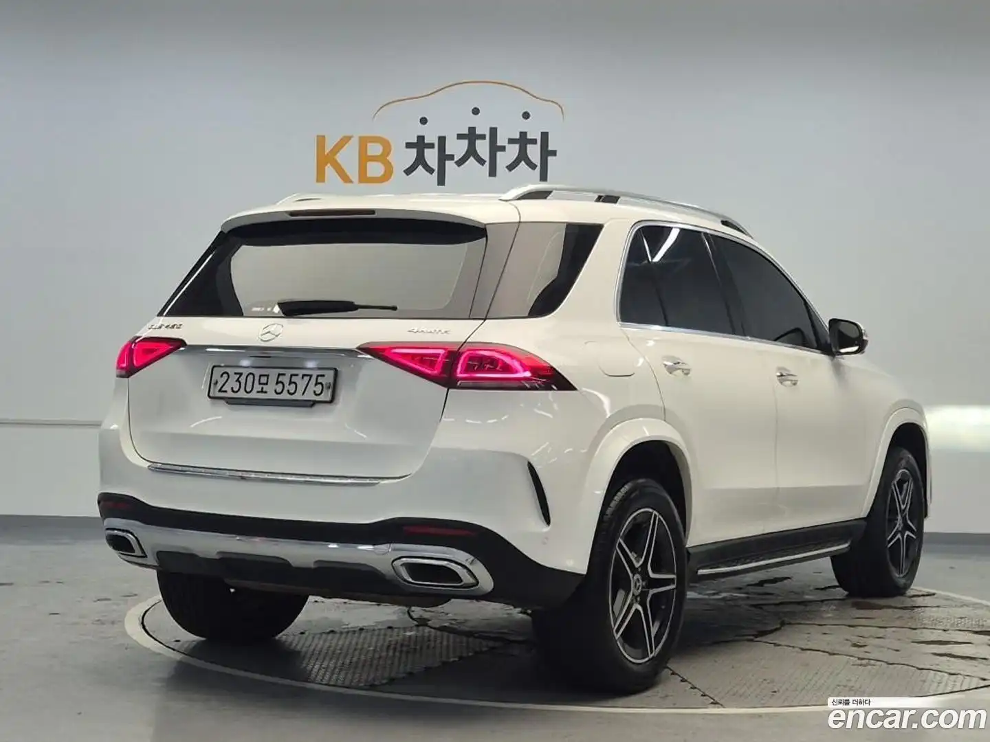 GLE-Class Mercedes-Benz 2019.9-OUTER-004