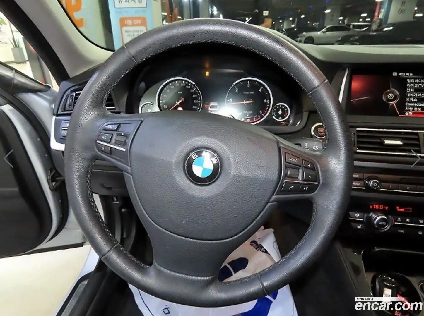 5-Series BMW 2016.4-INNER-008