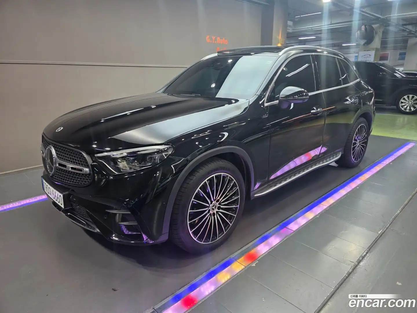 GLC-Class Mercedes-Benz 2024.8-OUTER-001