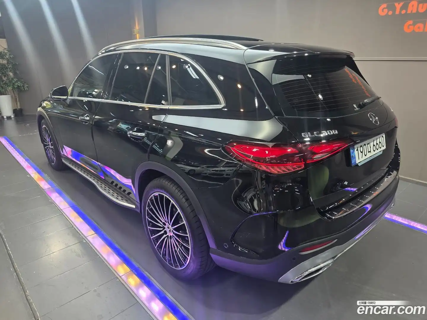 GLC-Class Mercedes-Benz 2024.8-OUTER-002
