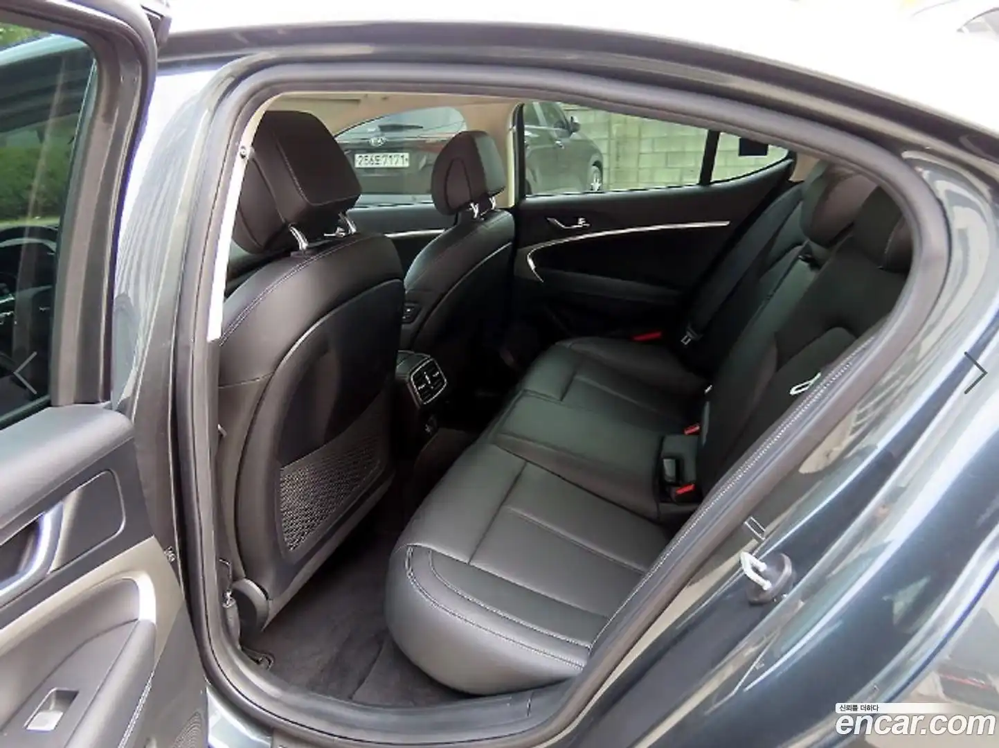 G70 Genesis 2021.1-OUTER-006