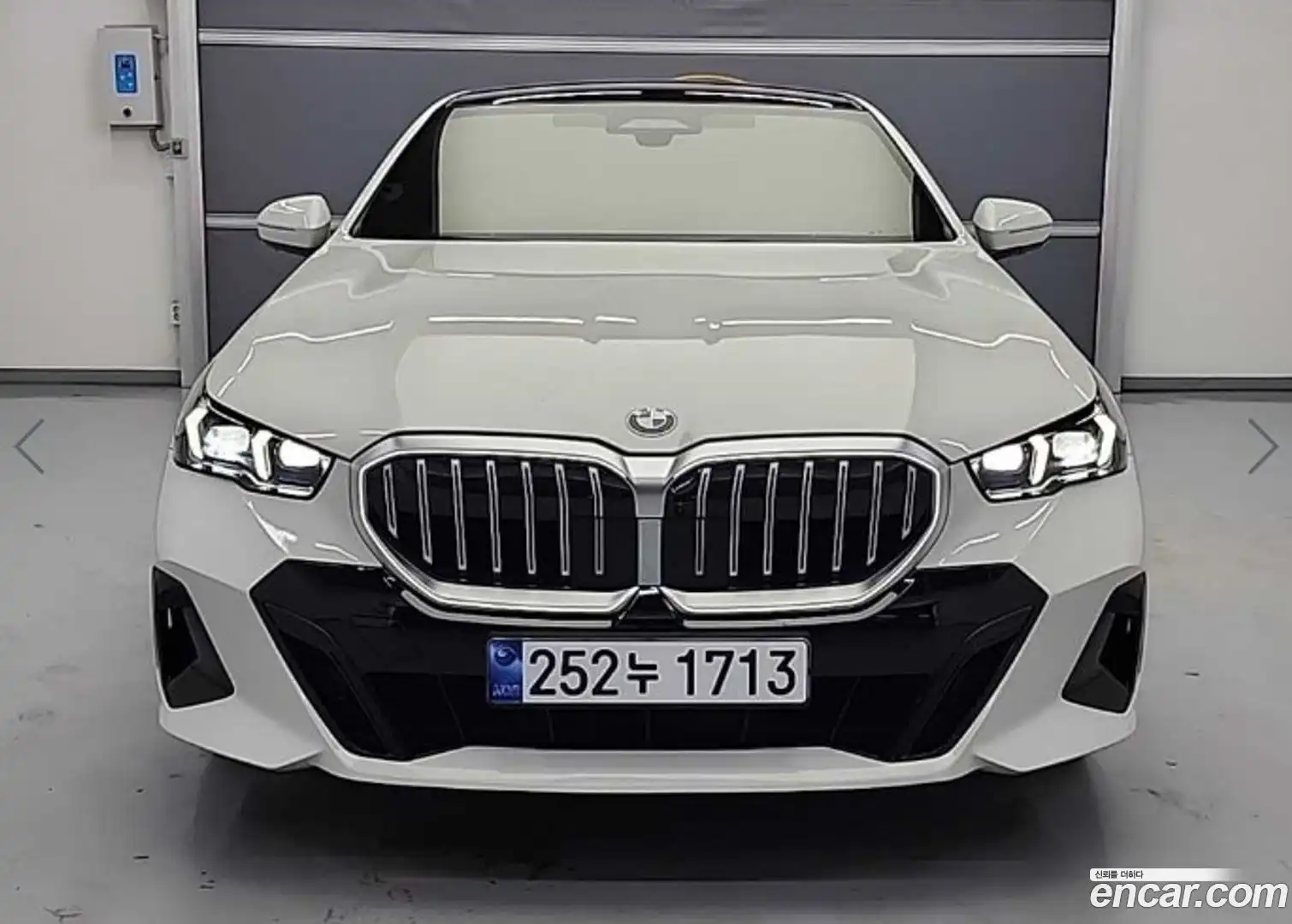 5-Series BMW 2025.5-OUTER-002