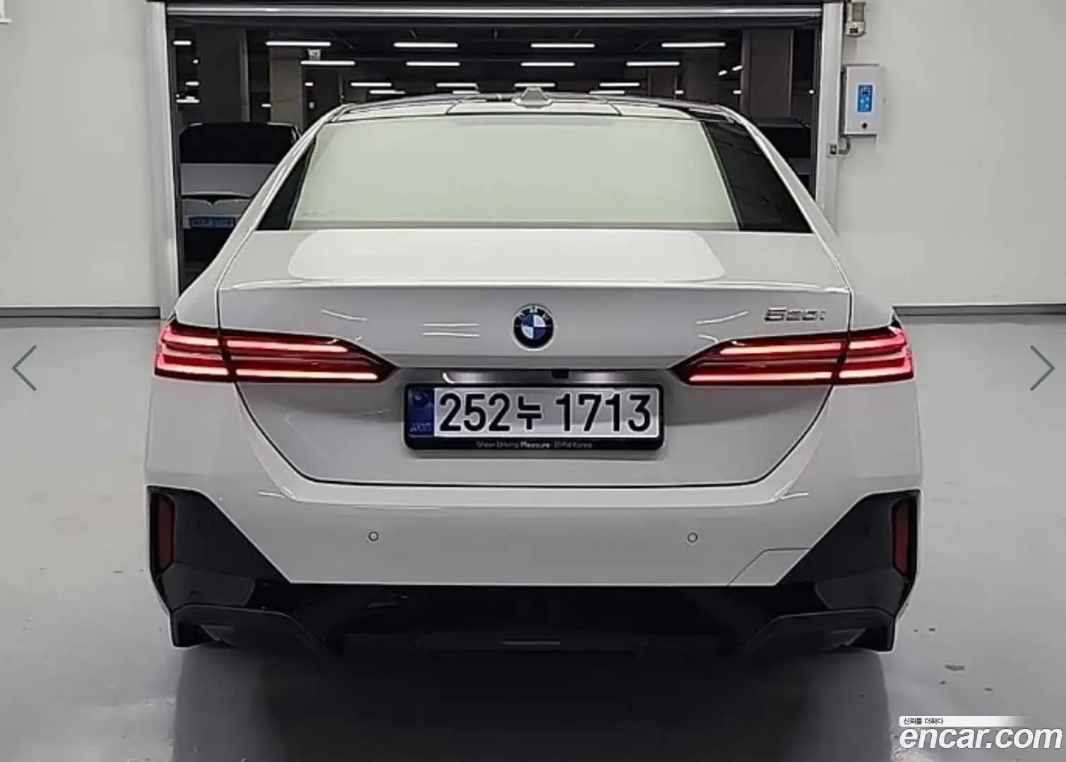 5-Series BMW 2025.5-OUTER-003