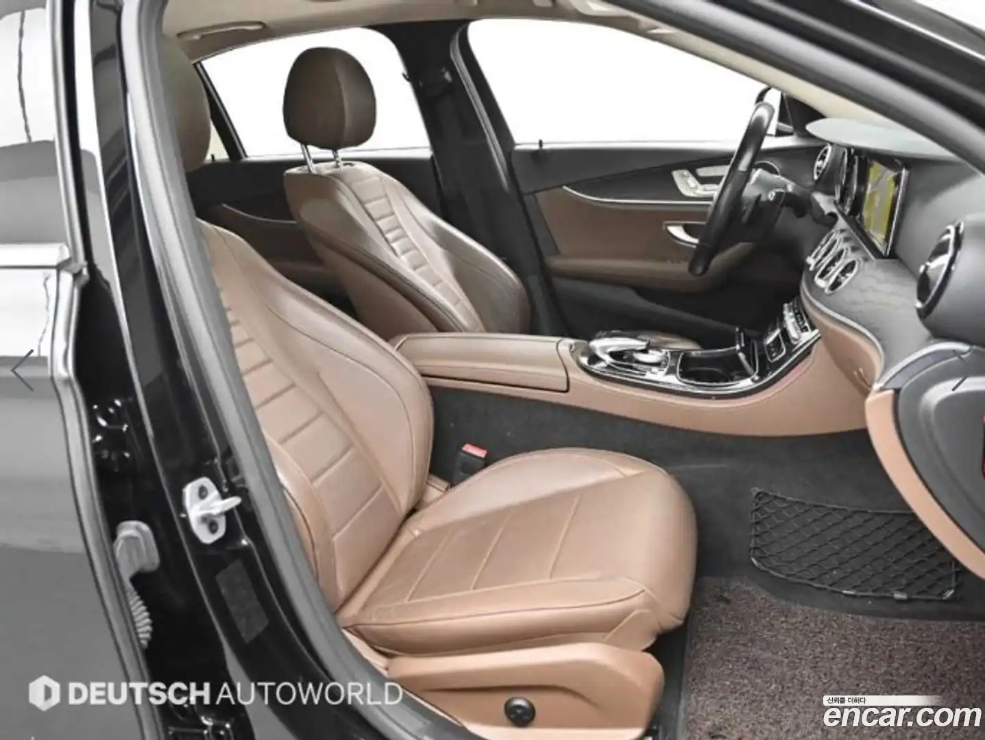 E-Class Mercedes-Benz 2019.8-INNER-010