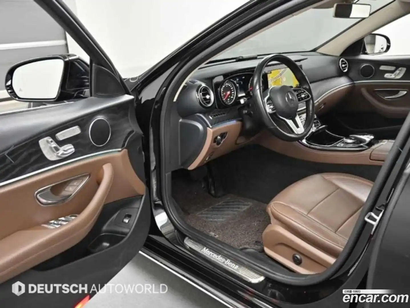 E-Class Mercedes-Benz 2019.8-OPTION-015