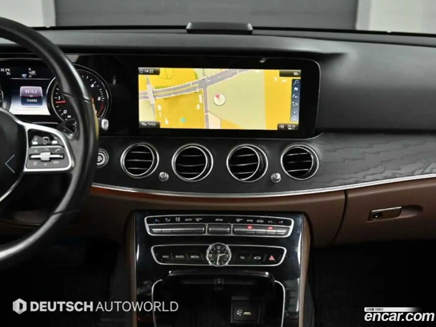 E-Class Mercedes-Benz 2019.8-OPTION-018