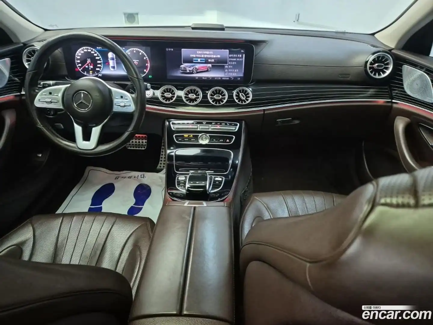 CLS-Class Mercedes-Benz 2019.10-INNER-007