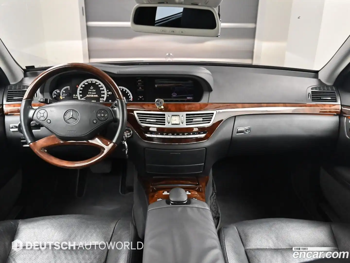 S-Class Mercedes-Benz 2011.4-INNER-007