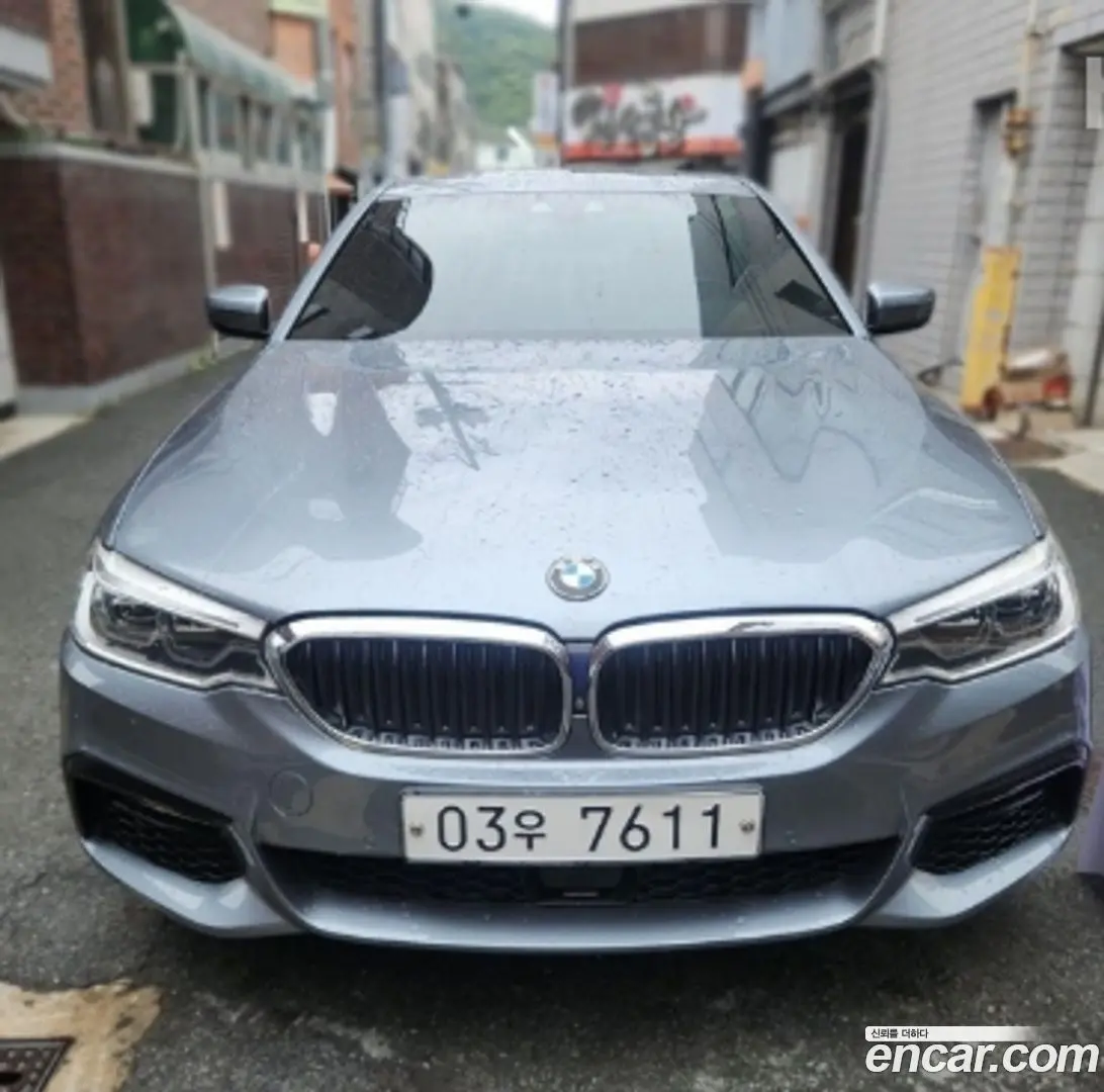 Main__Slider__Photo:5-Series BMW 2017.6-0