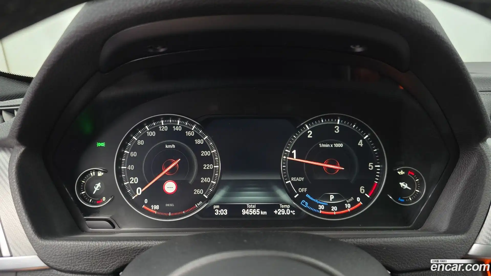 3-Series BMW 2018.11-INNER-008