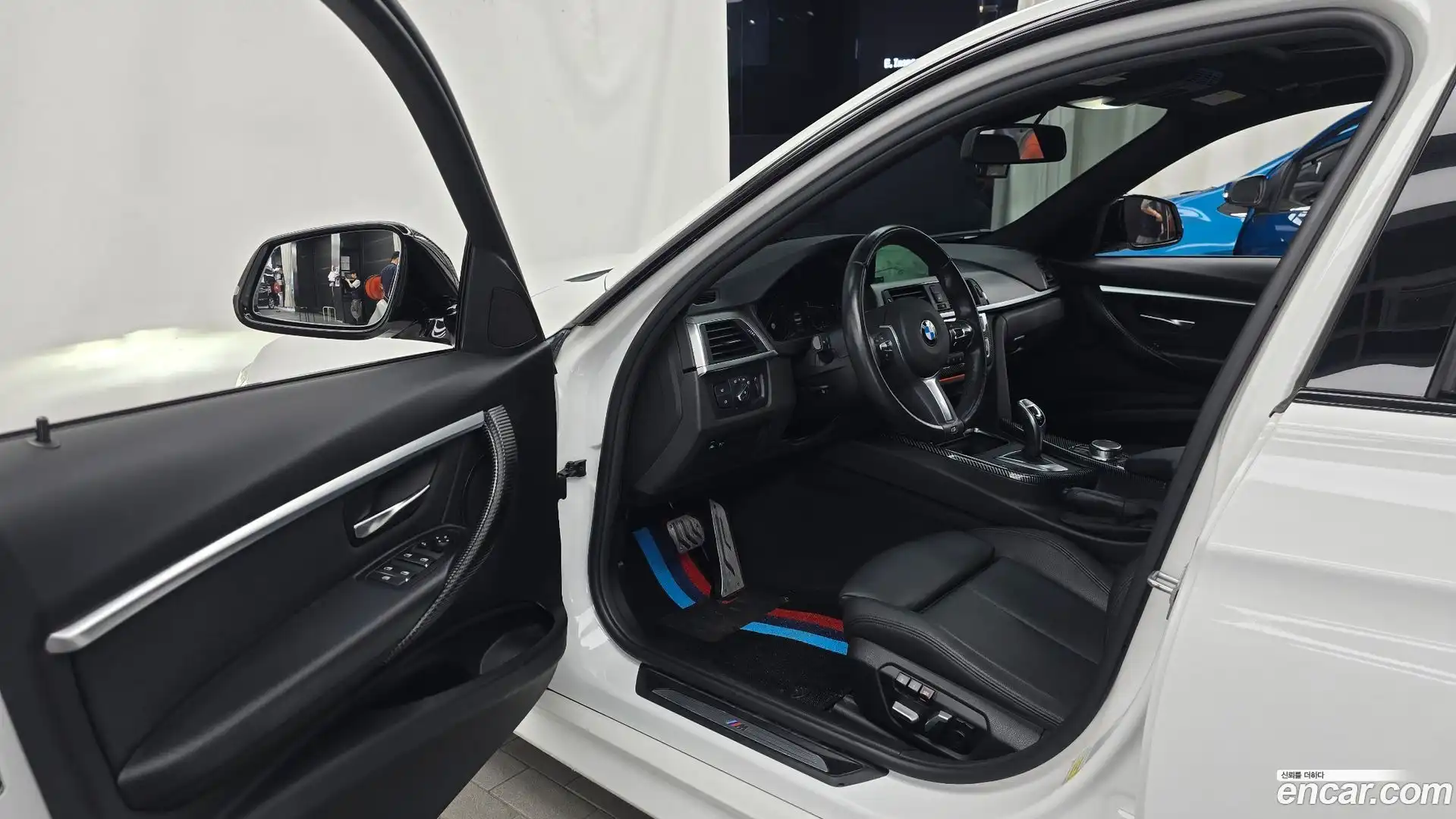3-Series BMW 2018.11-INNER-010