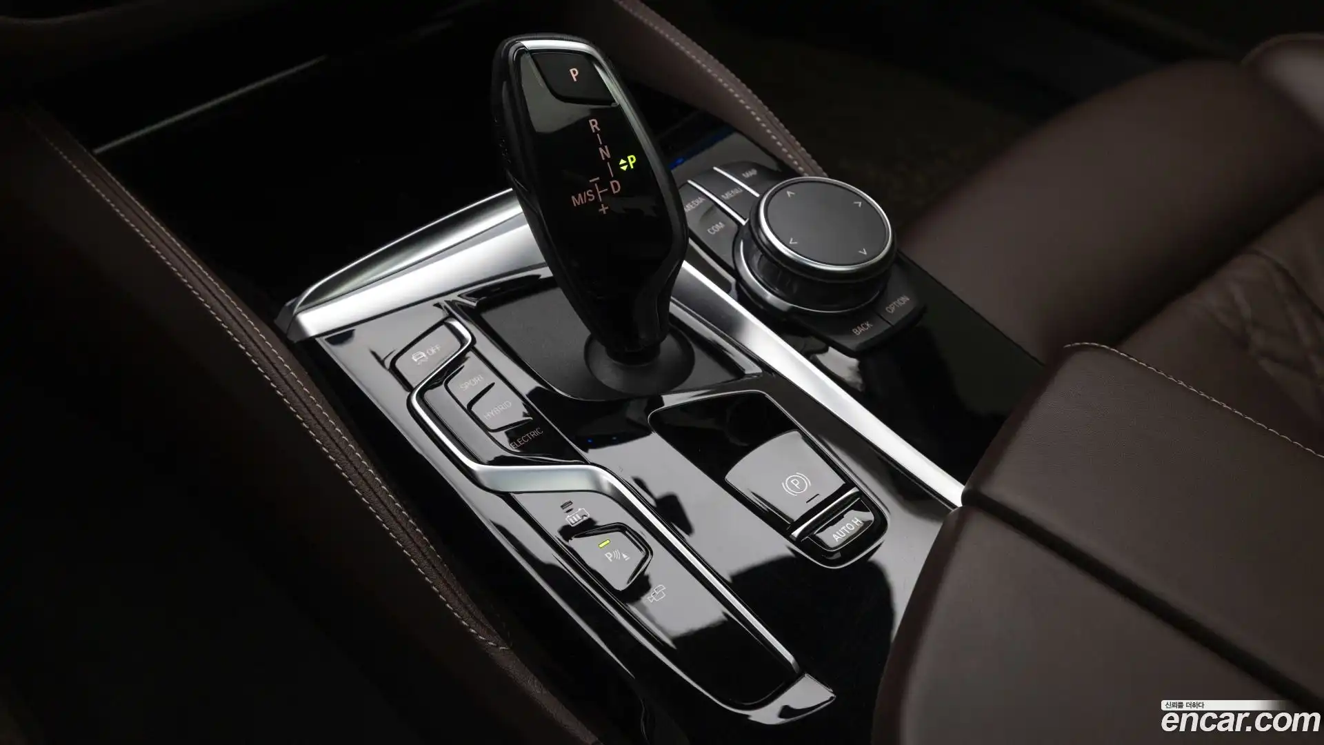 5-Series BMW 2023.6-INNER-009