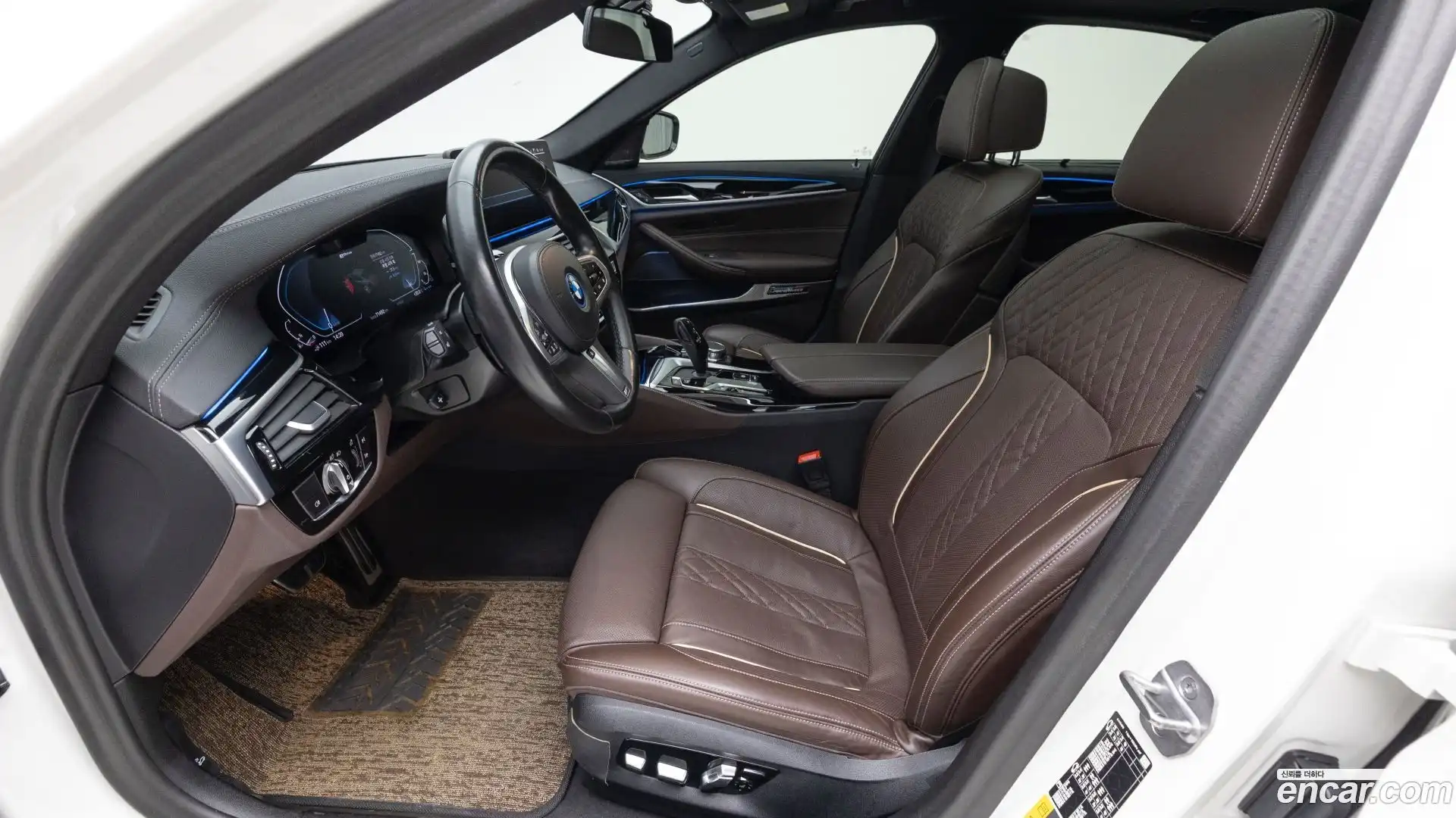 5-Series BMW 2023.6-INNER-010