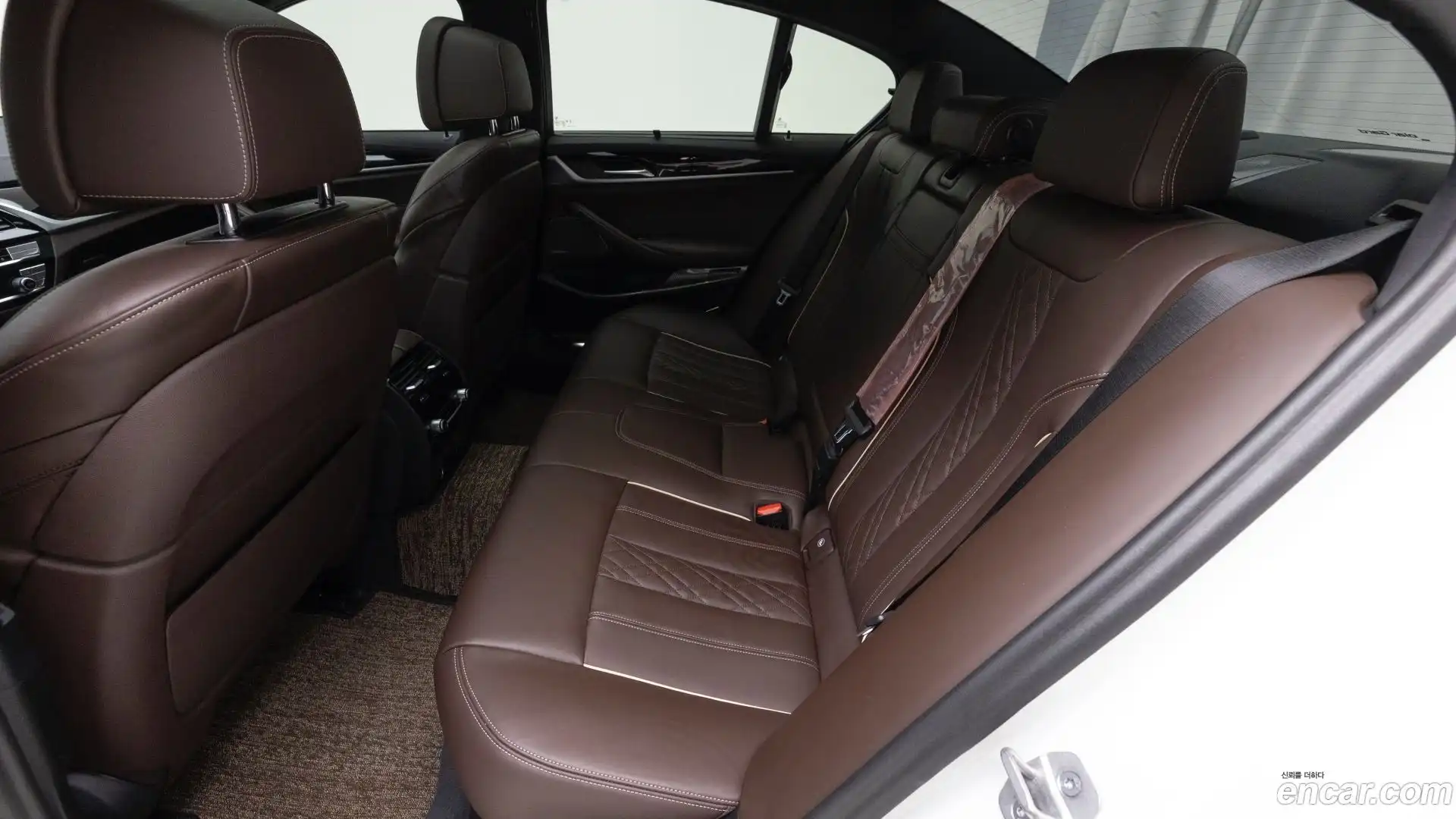 5-Series BMW 2023.6-OPTION-024