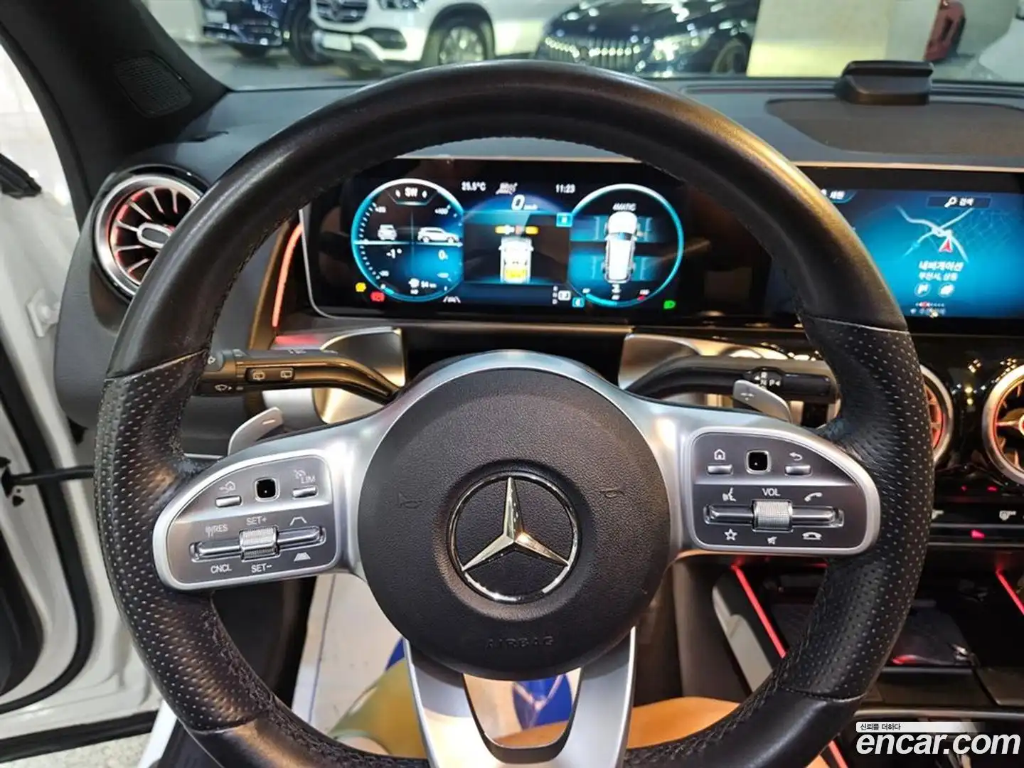 GLB-Class Mercedes-Benz 2020.9-INNER-010